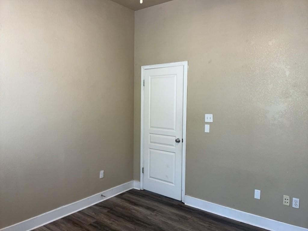 5982 Fergus Dr Property Photo 23
