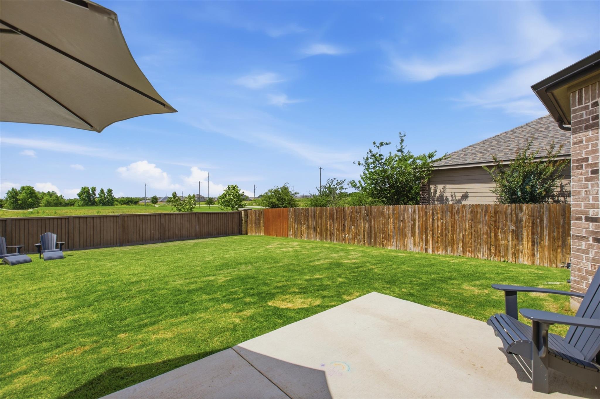 110 Sweet Autumn Dr Property Photo 7