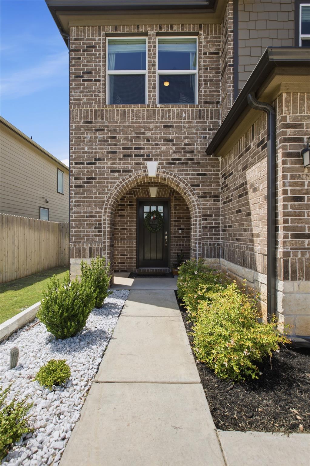110 Sweet Autumn Dr Property Photo 9