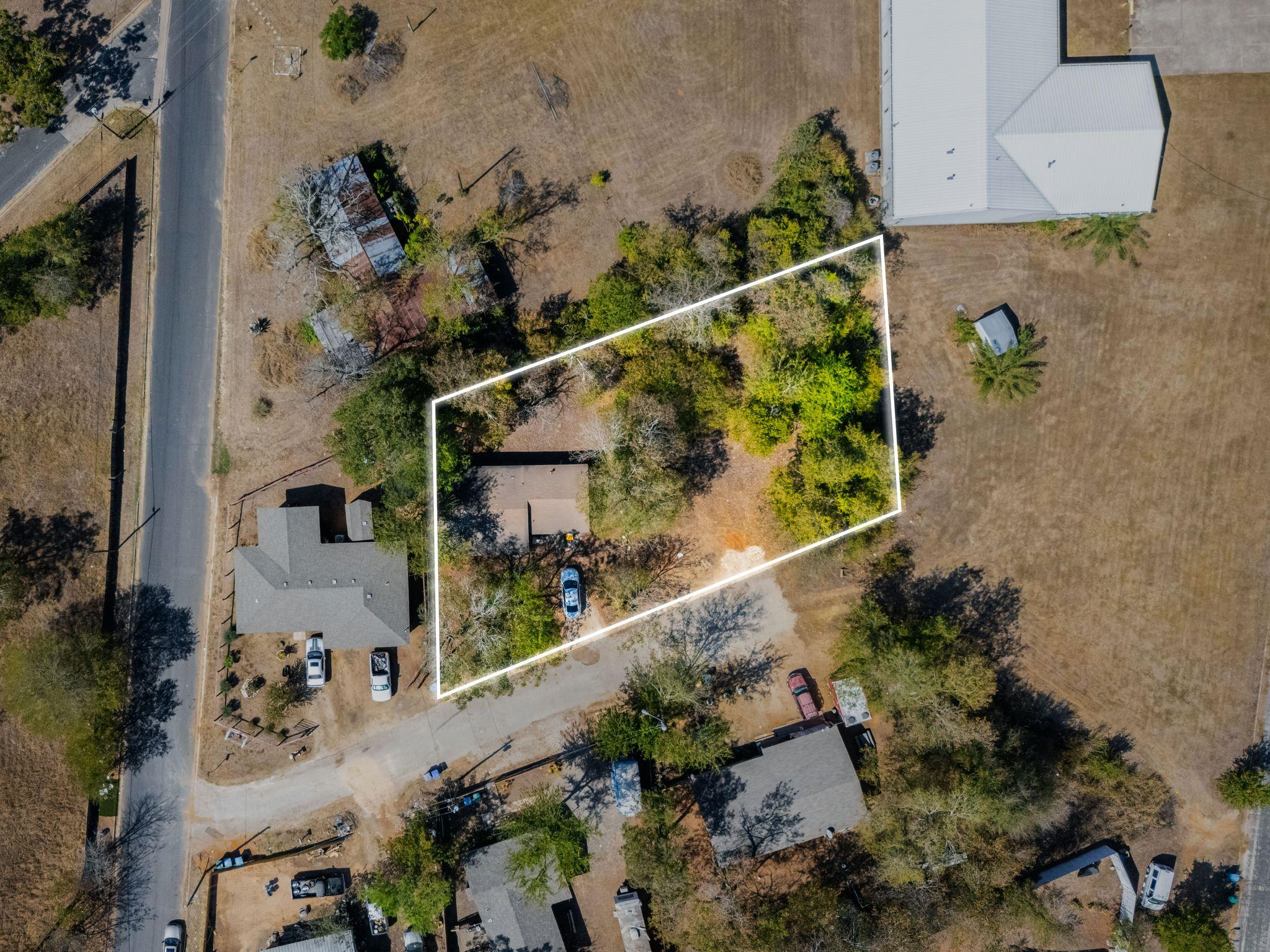 102 Masonic Dr Property Photo 10