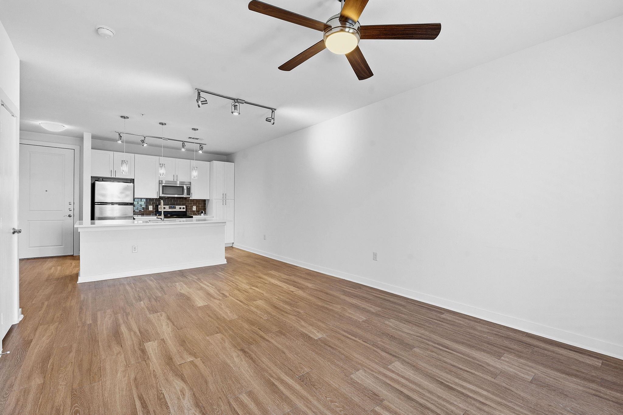 1900 Barton Springs Rd #4016 Property Photo 3