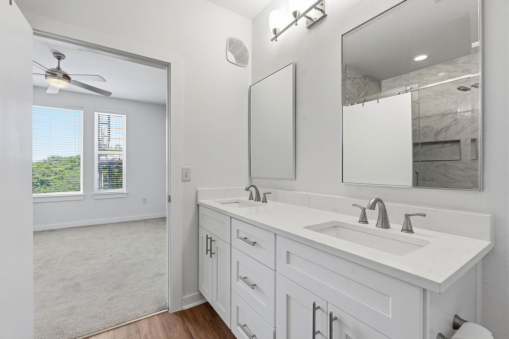 1900 Barton Springs Rd #4016 Property Photo 21