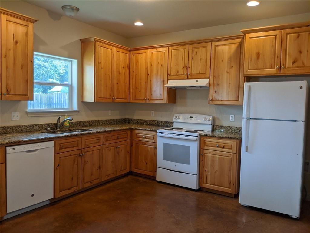 305 Hickory St A Property Photo