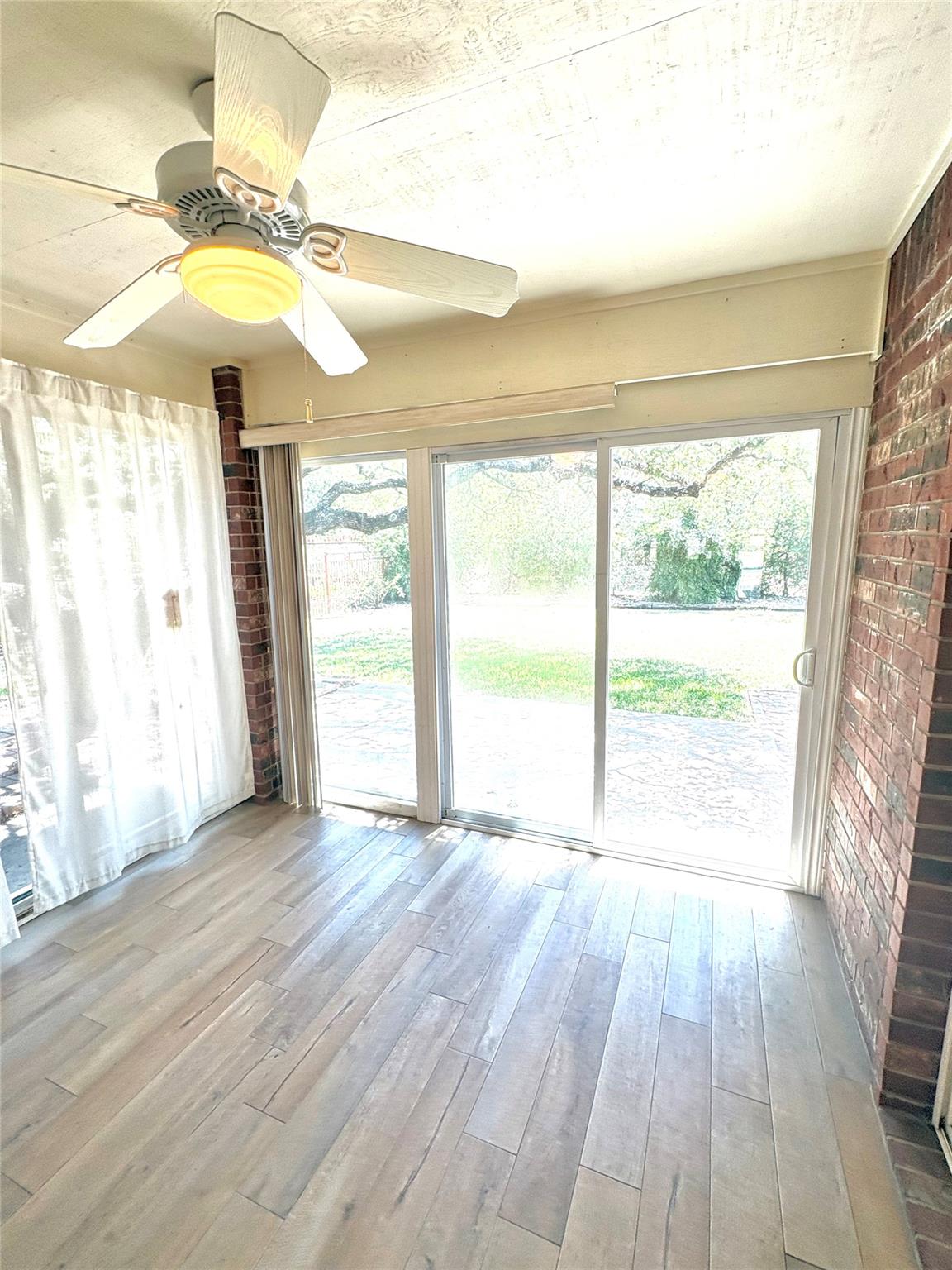211 Fox Xing Property Photo 19