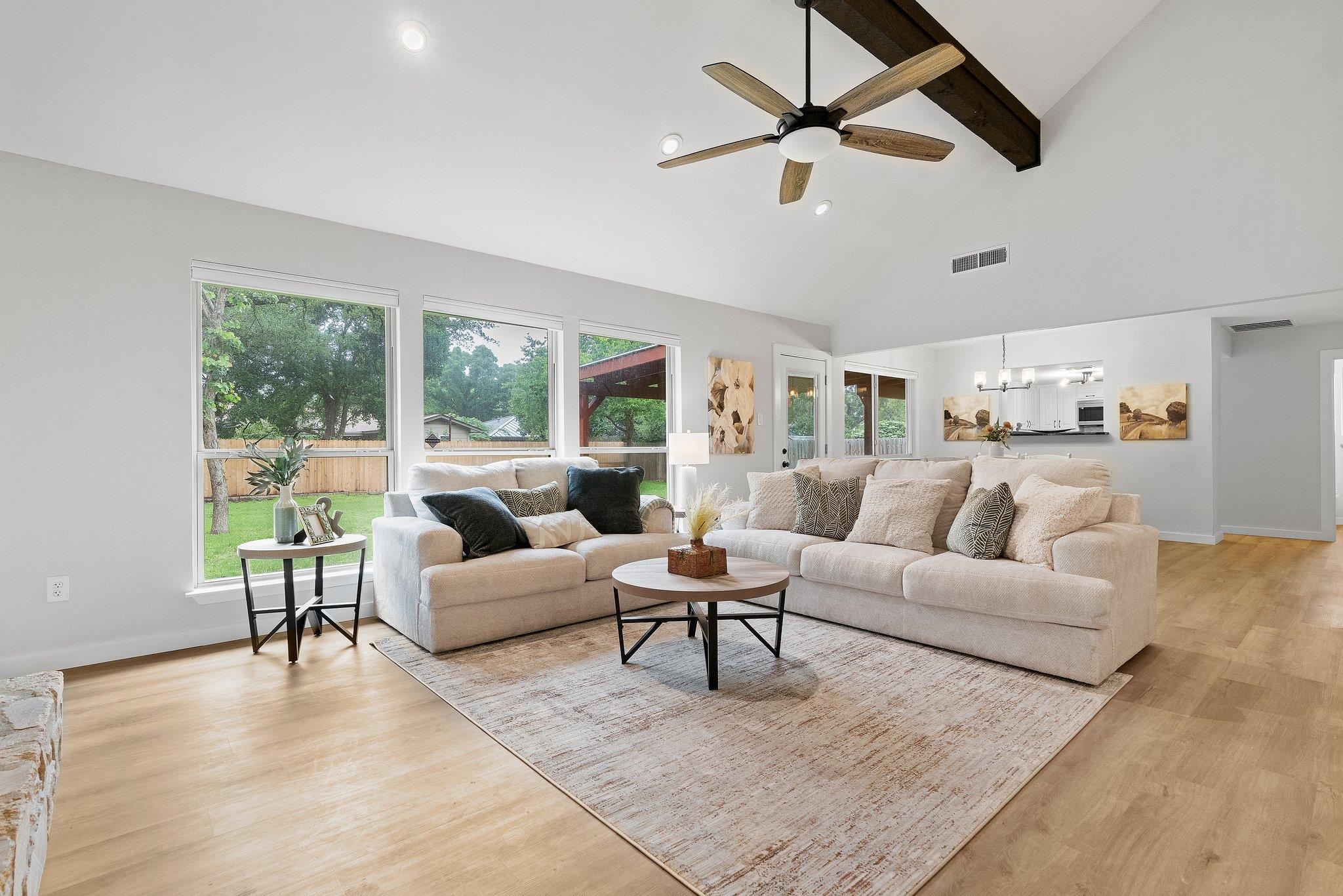 10416 Doering Ln Property Photo 1