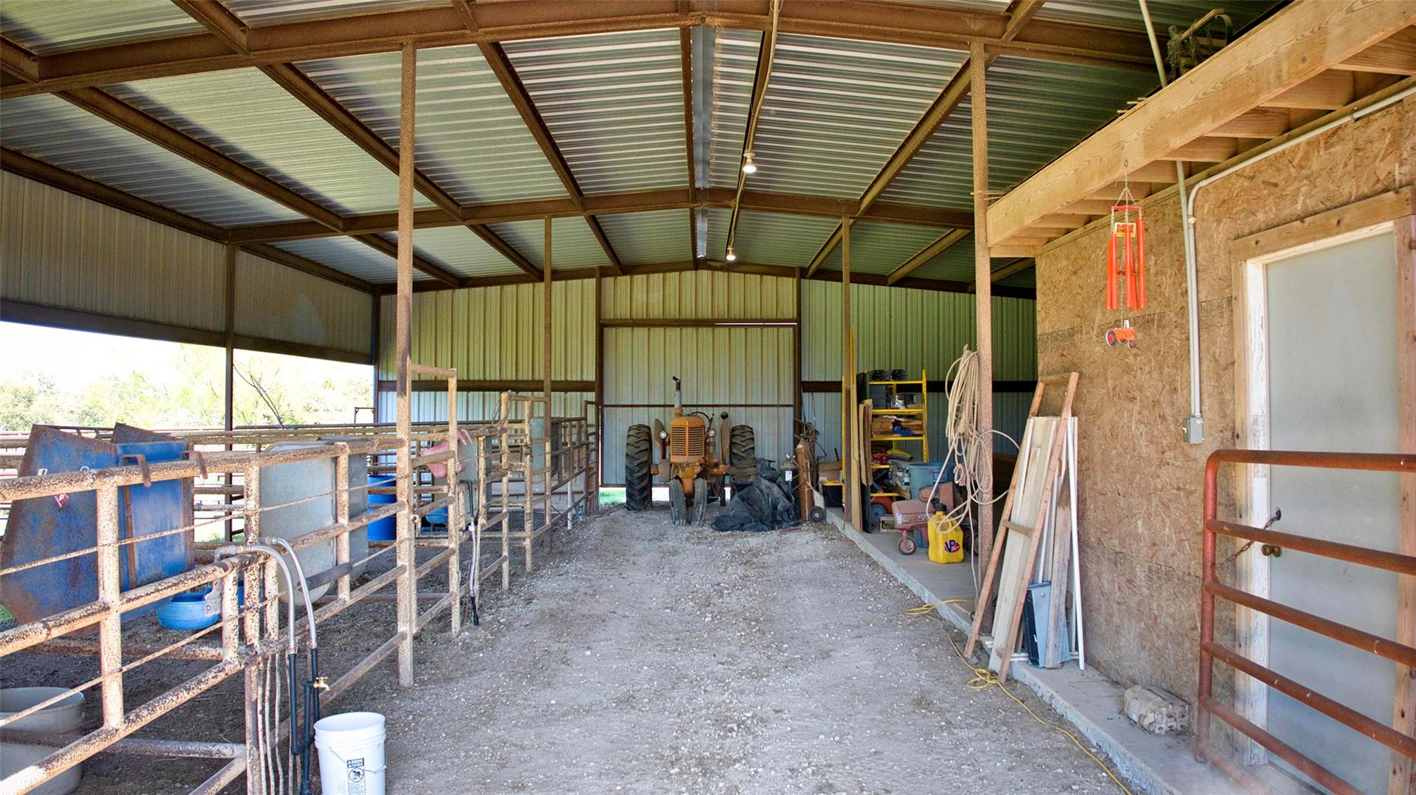 2608 County Road 322 Property Photo 24