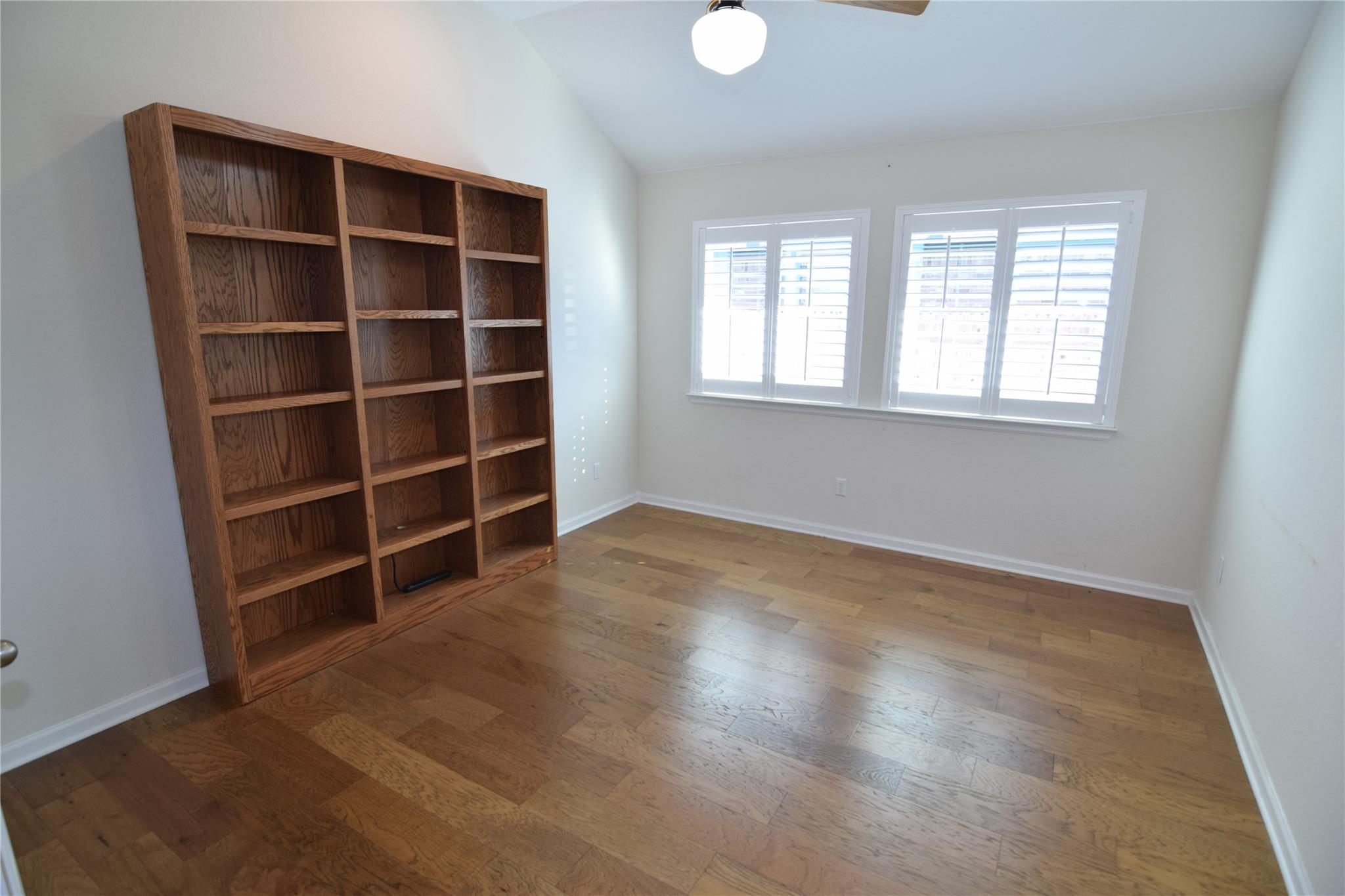 1060 Olympic Ln Property Photo 7