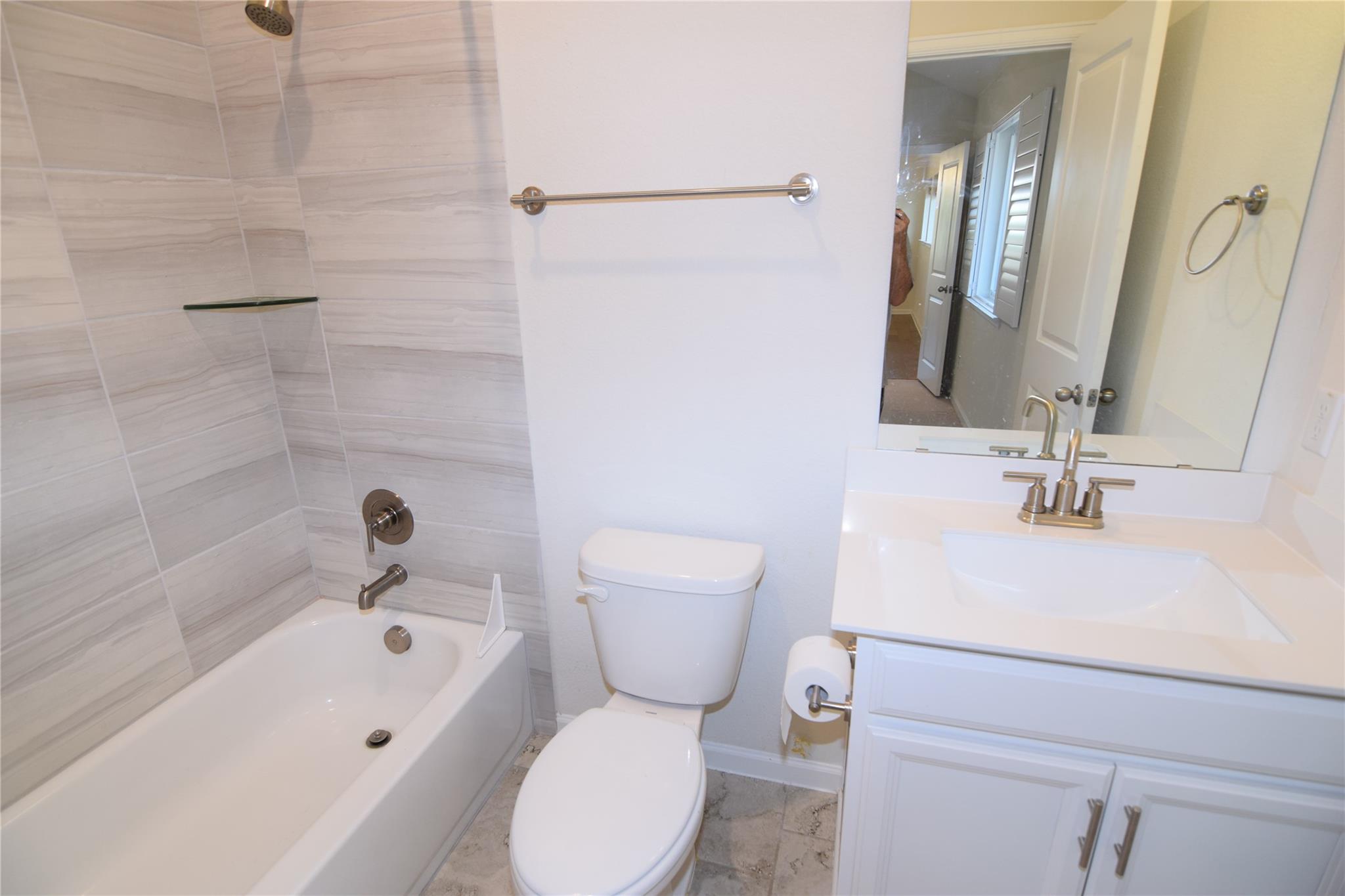 1060 Olympic Ln Property Photo 17