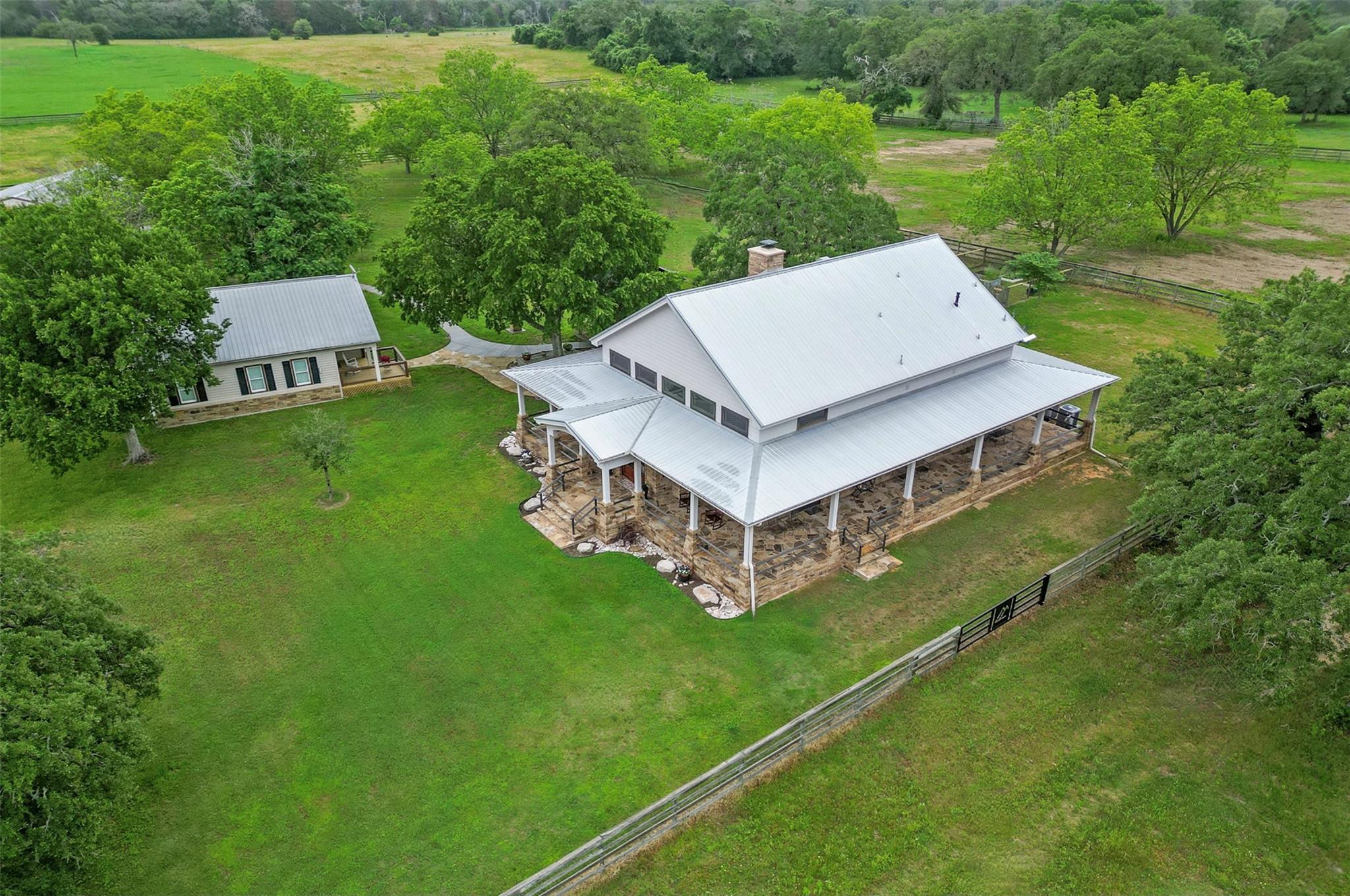 2233 County Road 323 None Property Photo 3
