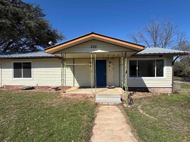 205 Beaver St Property Photo