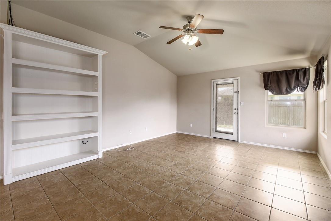 18736 Mangan Way Property Photo 5