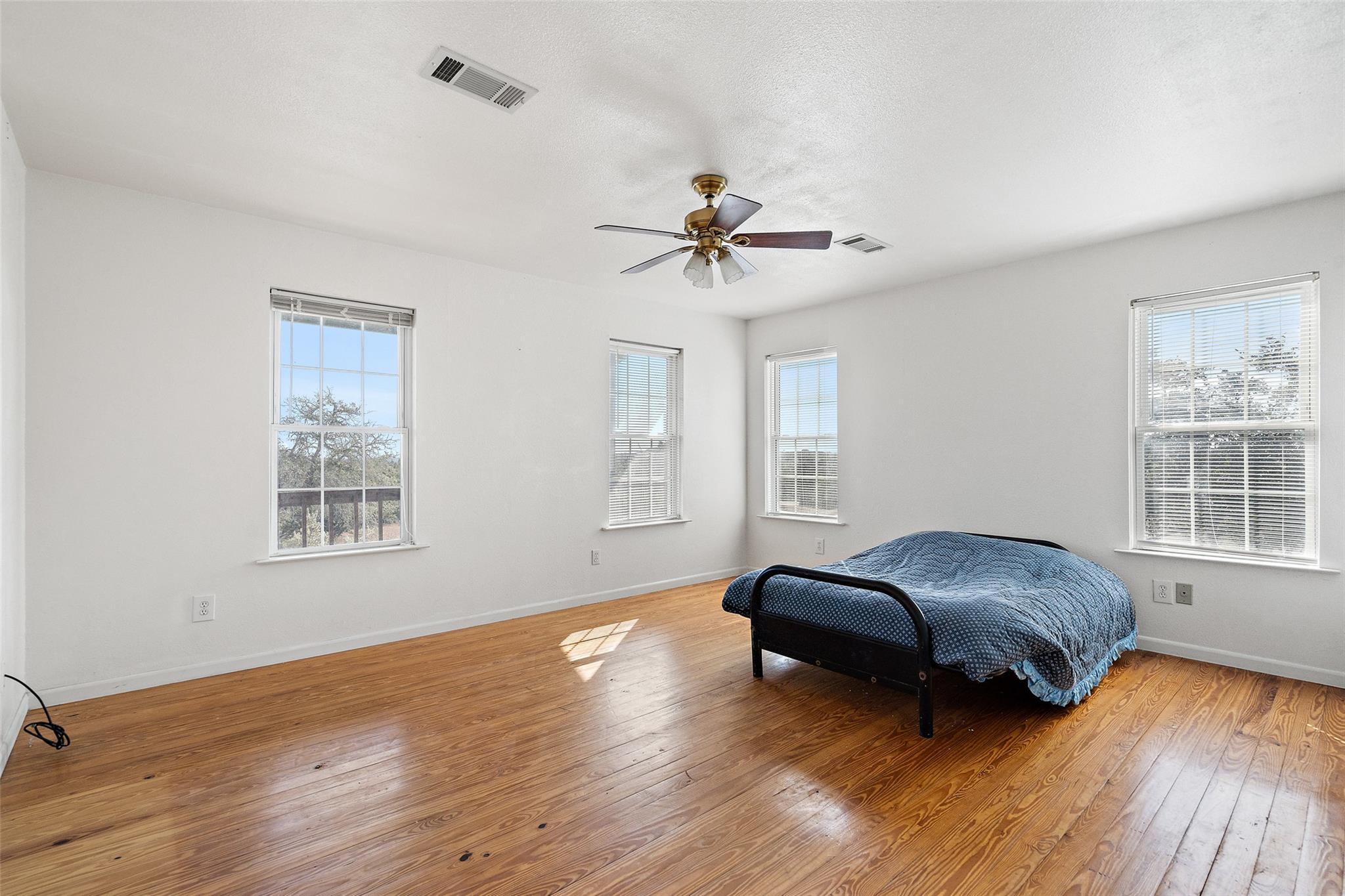 1401 Pursley Rd Property Photo 11