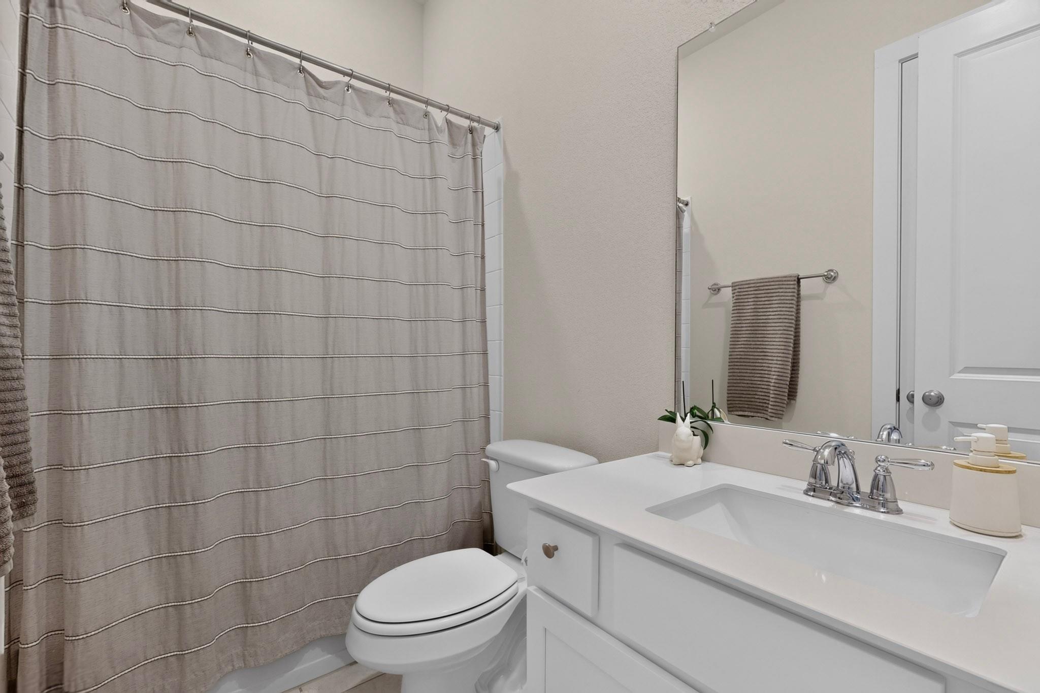 4010 Flowstone Ln Property Photo 14