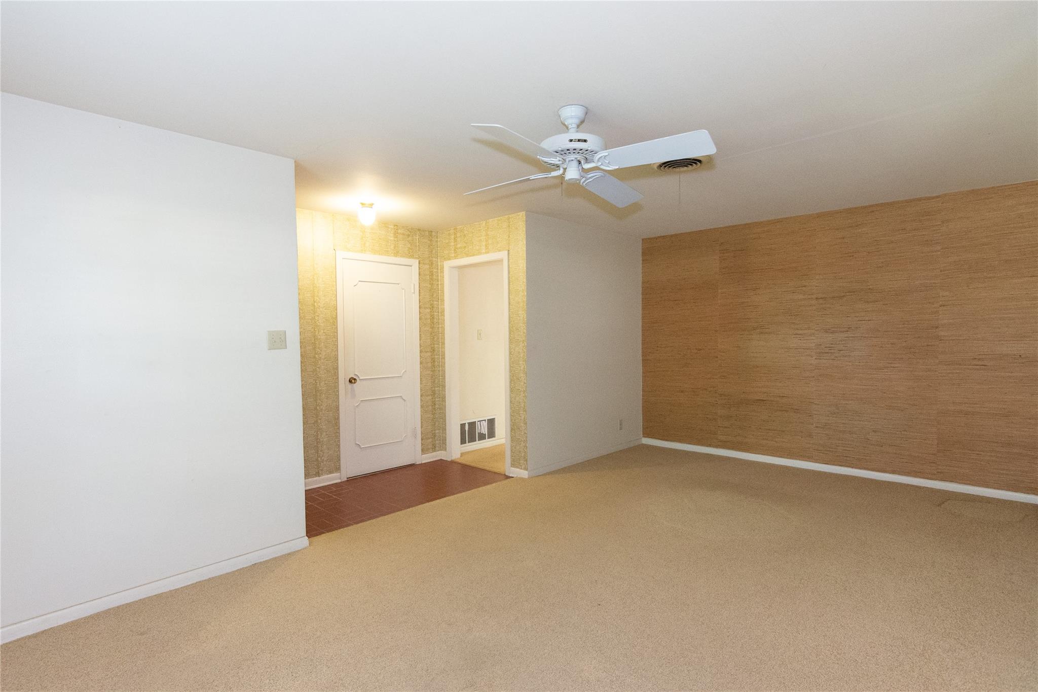 3109 Pinecrest Dr Property Photo 4