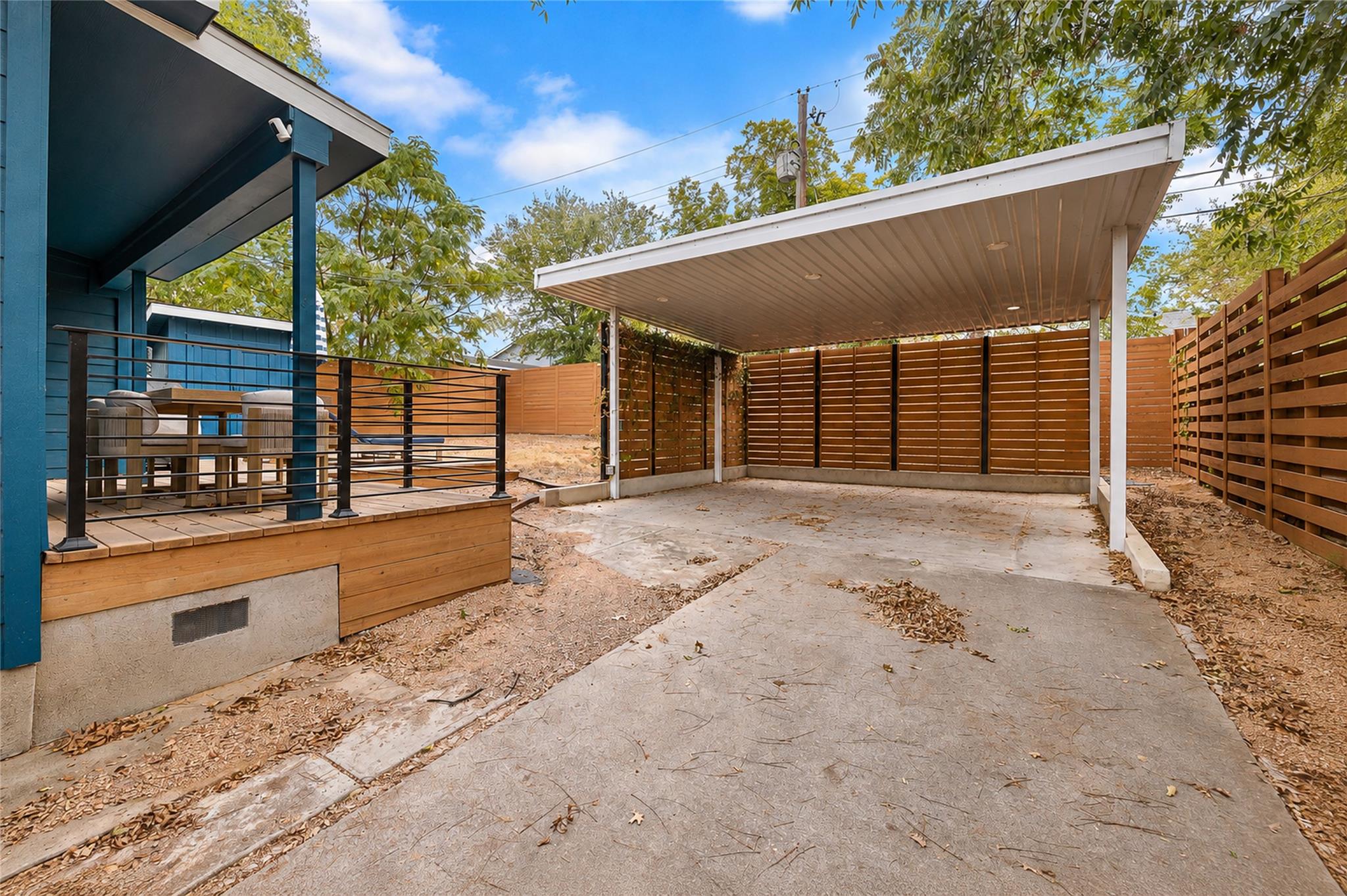 2945 Eckert St Property Photo 25