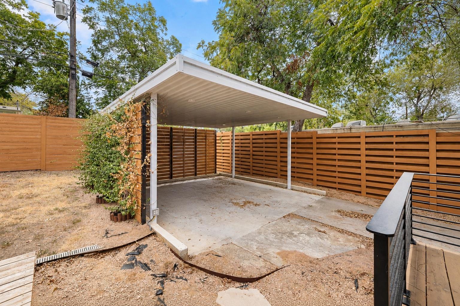 2945 Eckert St Property Photo 26