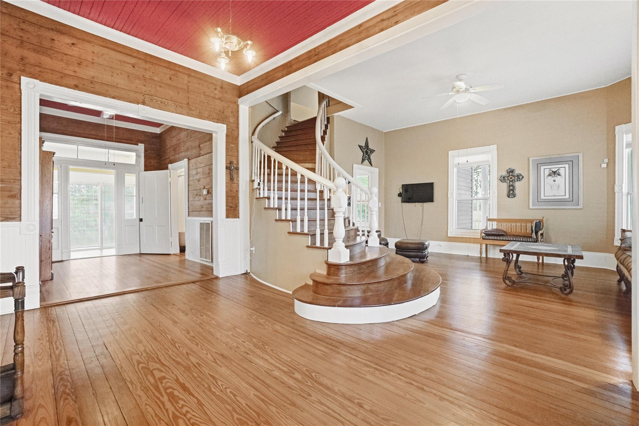 501 Mish Mash Mall Ln Property Photo 6