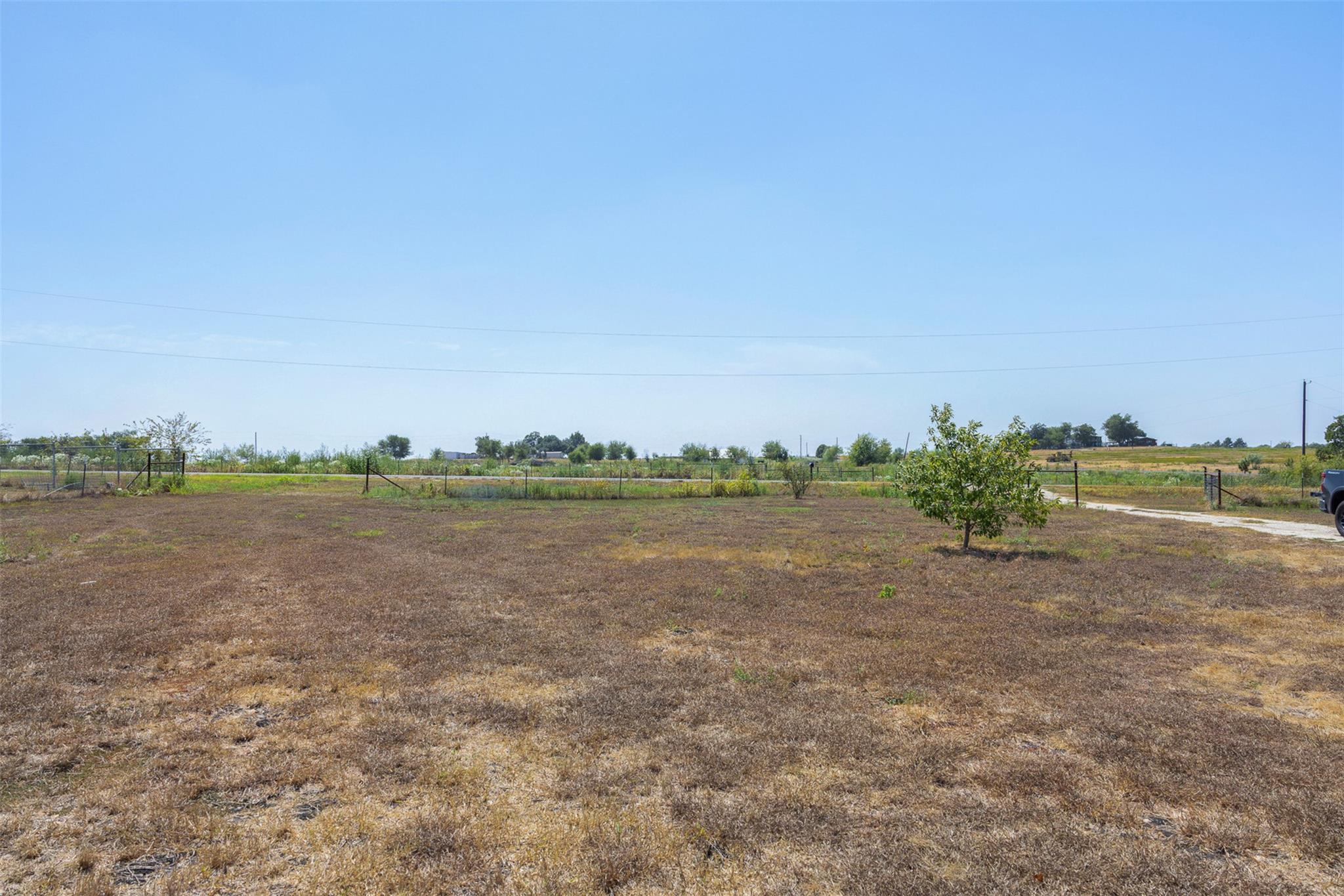 105 Cr 423 None Property Photo 11