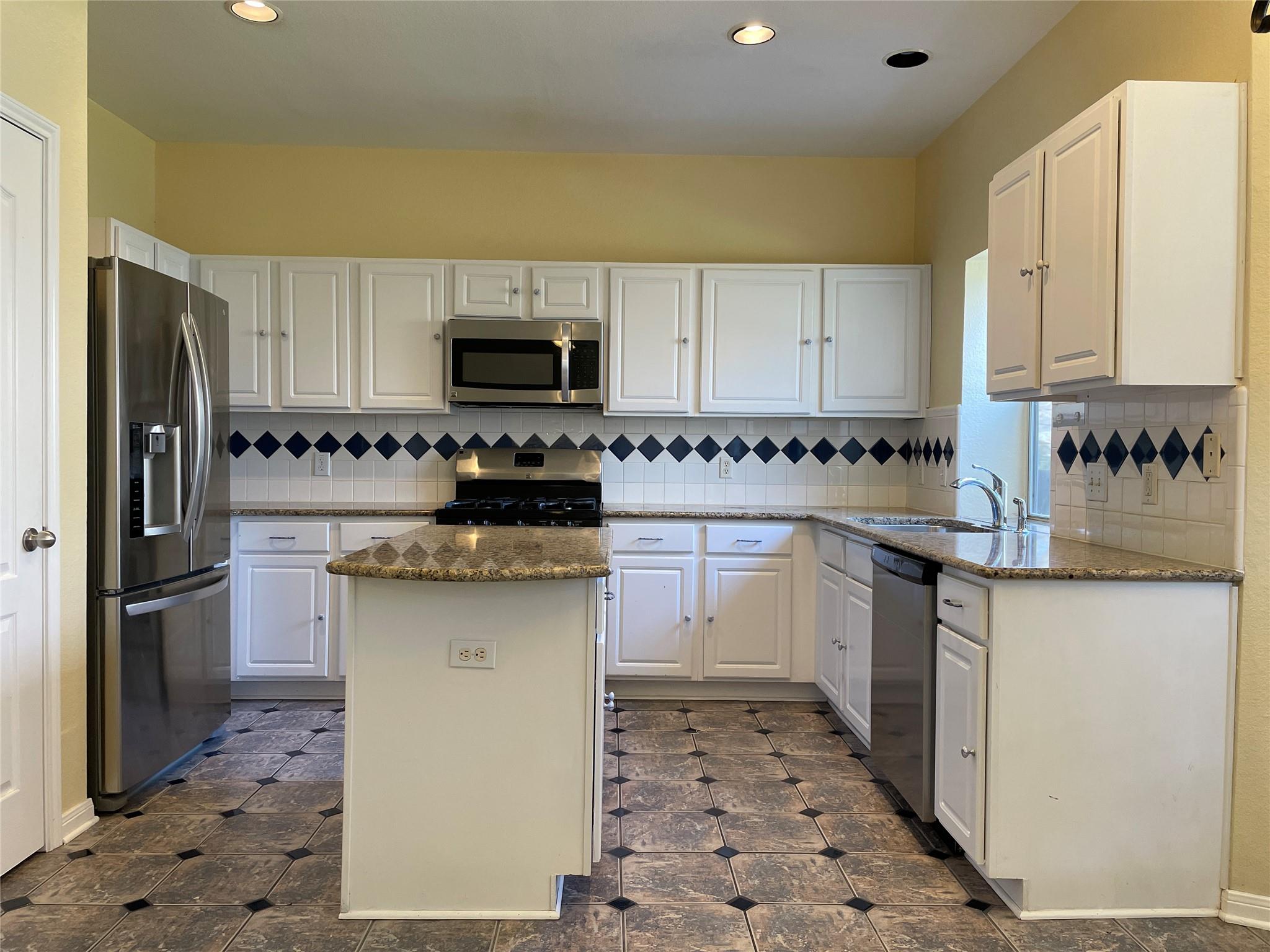 3516 Bratton Heights Dr Property Photo 8