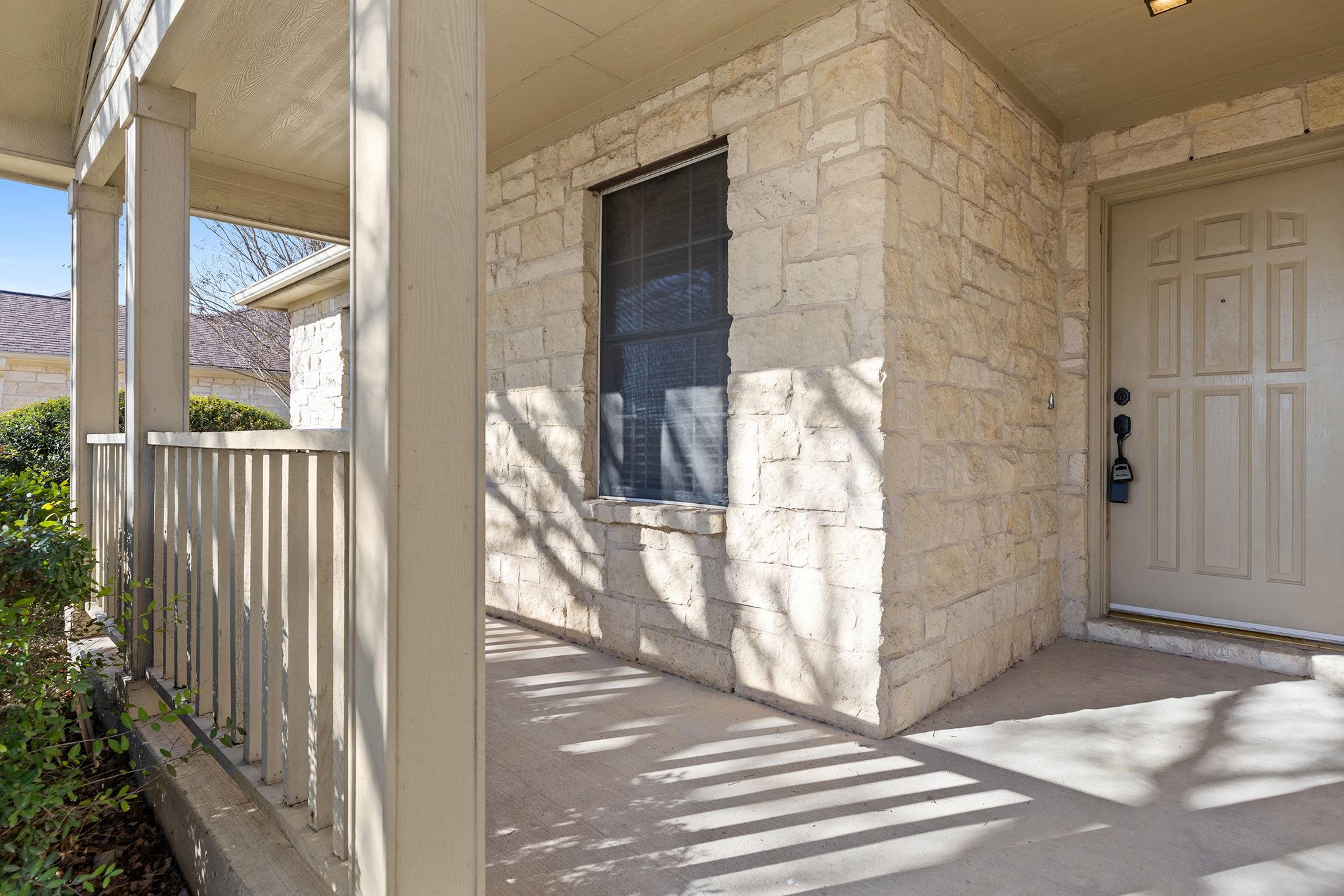 3812 Eagles Nest St Property Photo 4