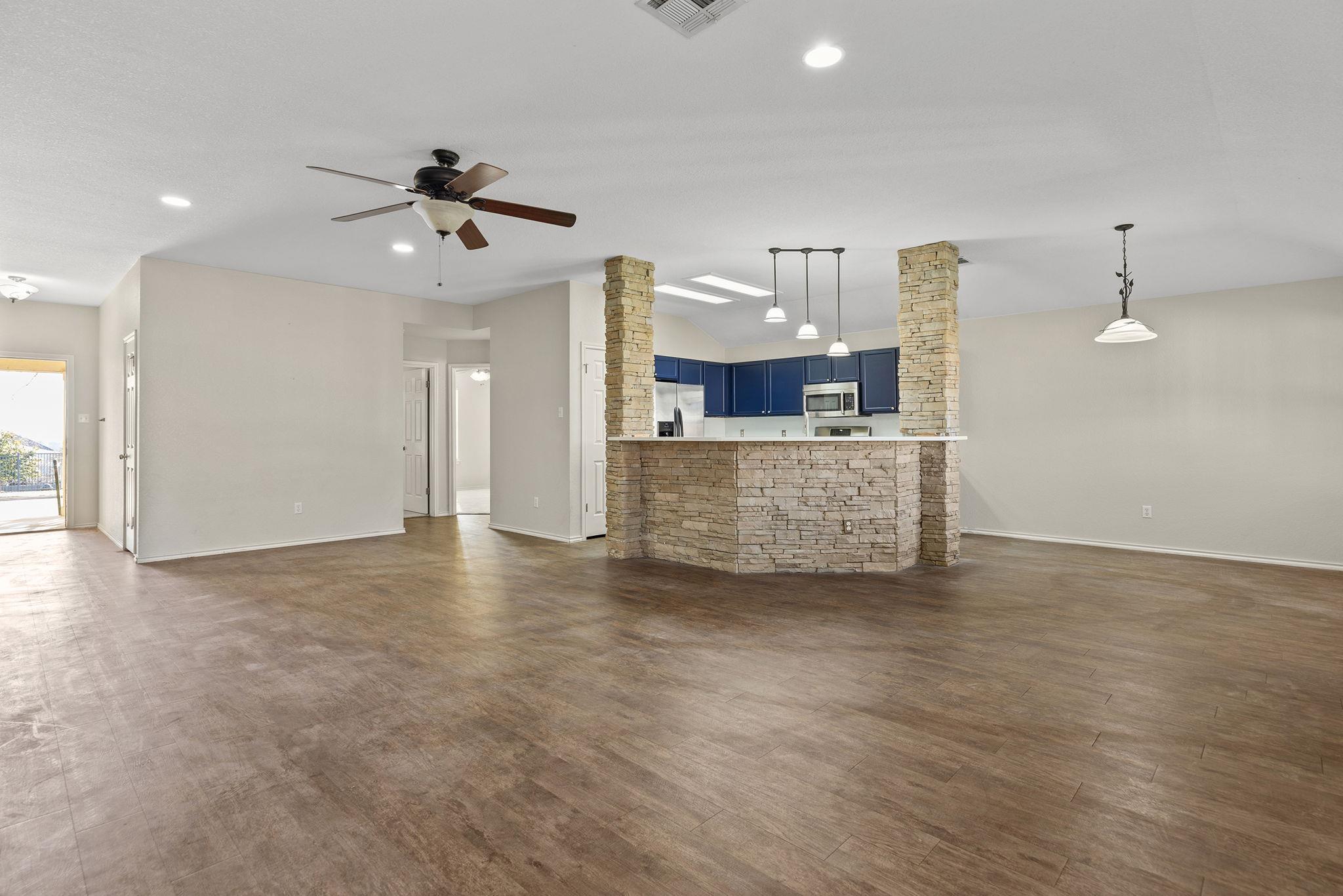 3812 Eagles Nest St Property Photo 7
