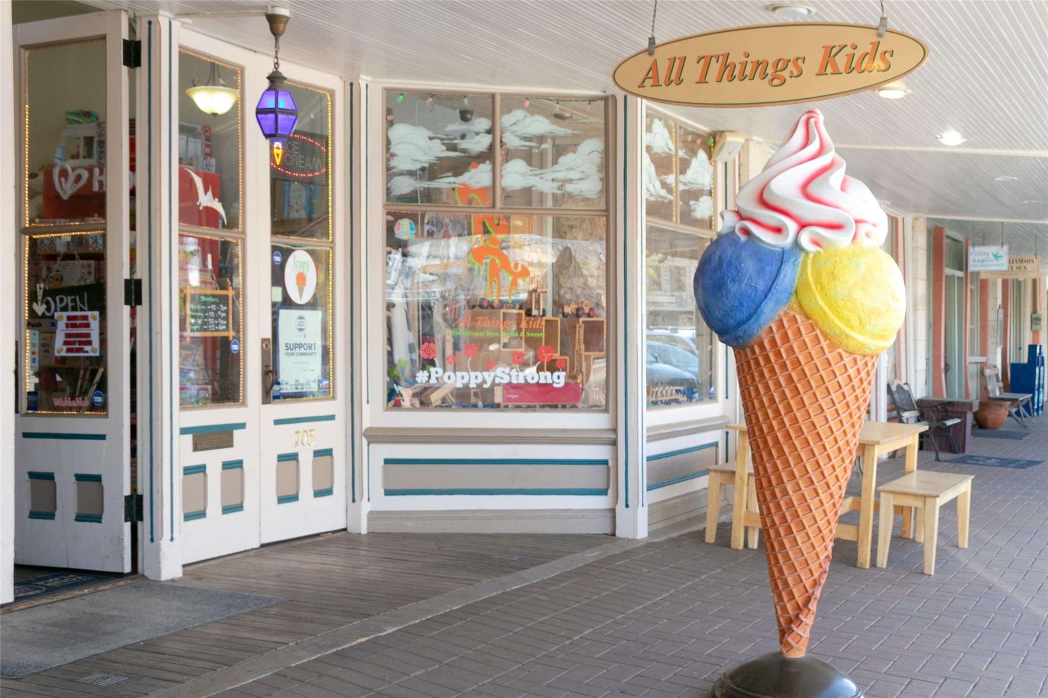 104 Barton Oak Trl Property Photo 17