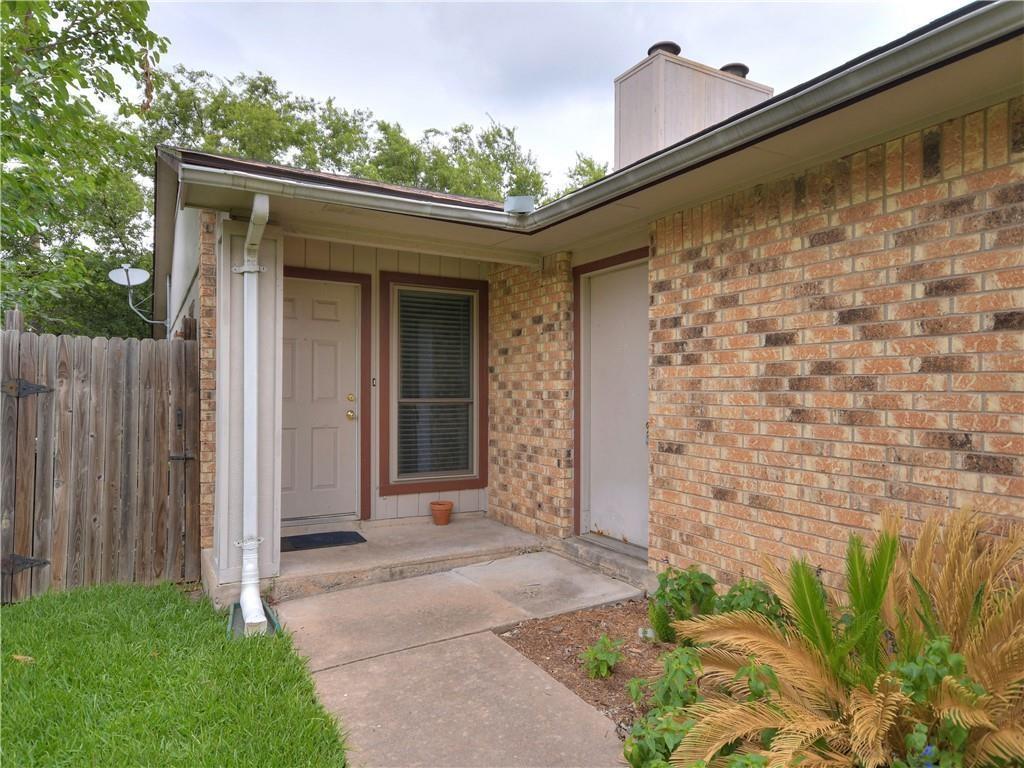 1714 Rawhide Loop Property Photo 2