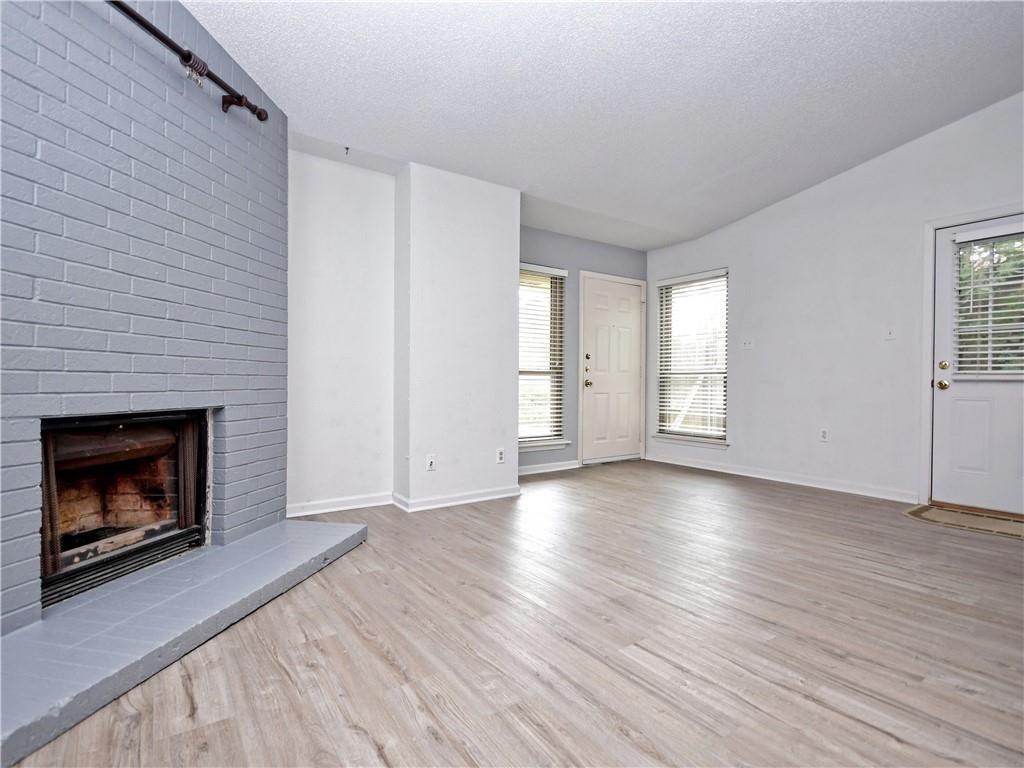 1714 Rawhide Loop Property Photo 4