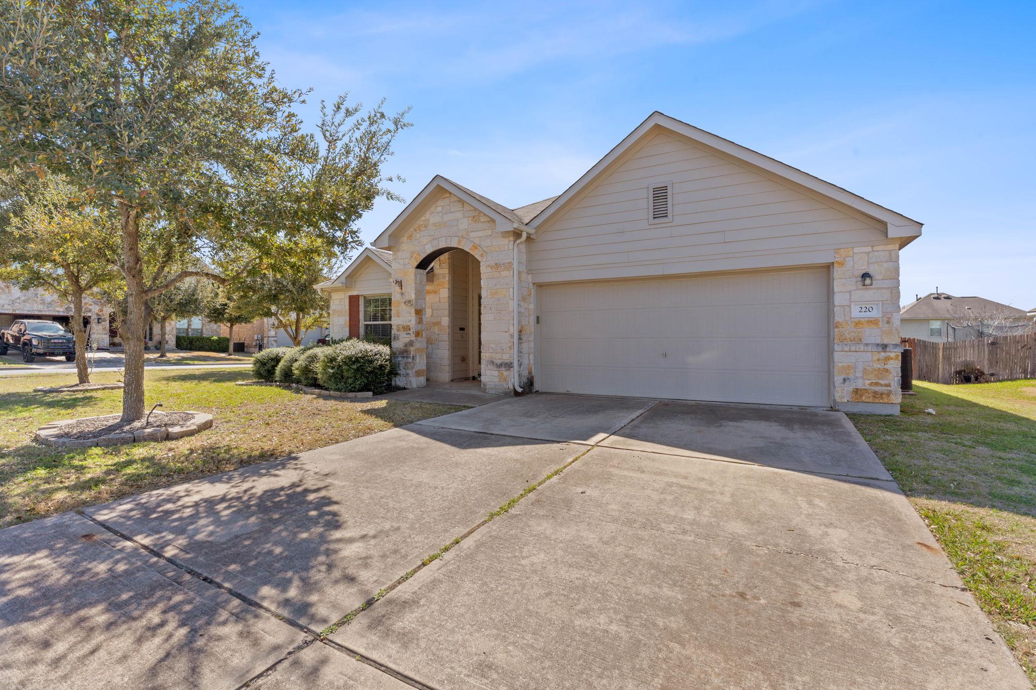 220 Dolomite Dr Property Photo