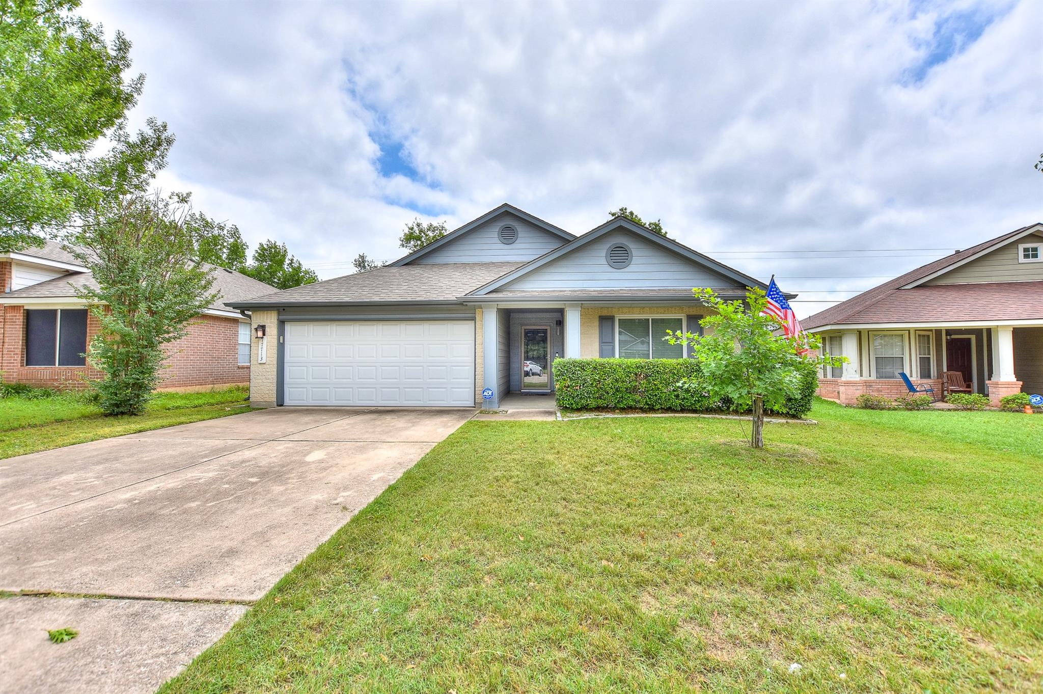 17713 Cahir Glen CV Property Photo 1