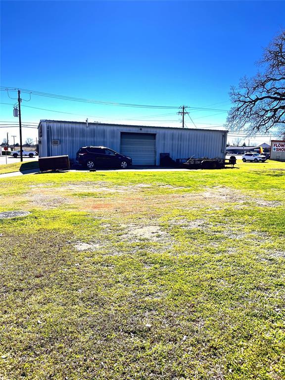 1608 W Cameron Ave Property Photo 3