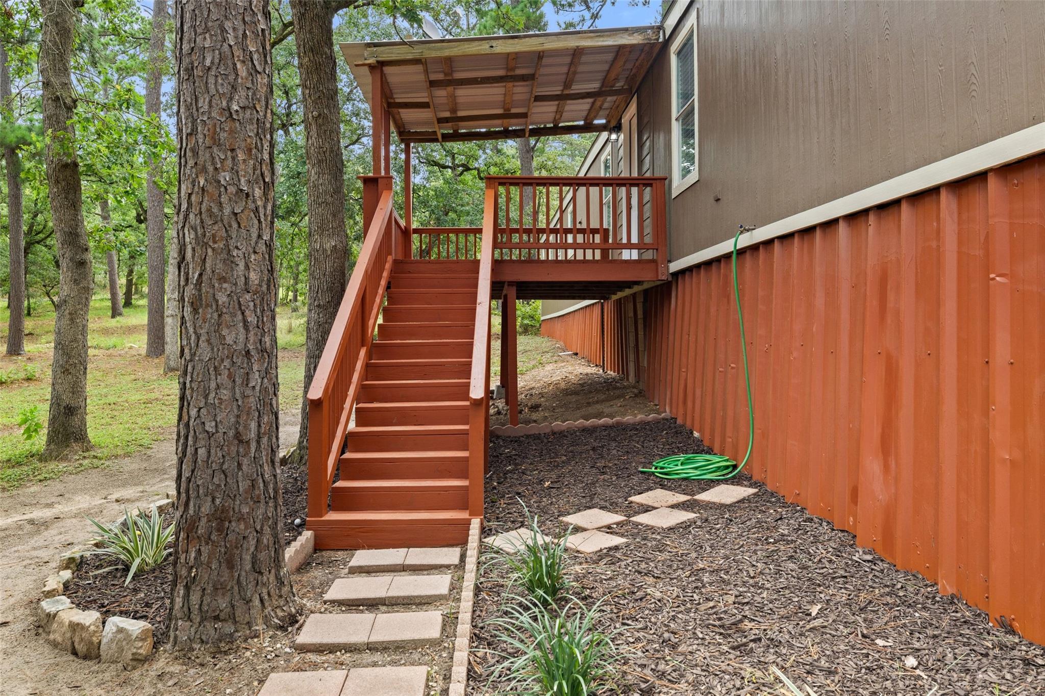 301 Porter Rd #a Property Photo 2