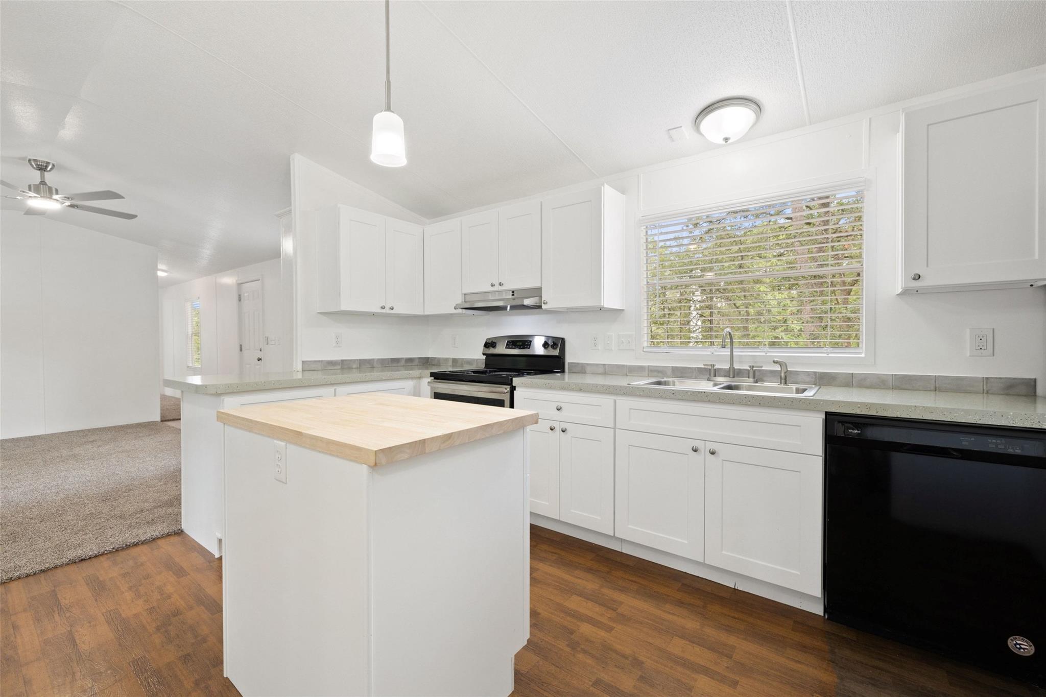301 Porter Rd #a Property Photo 5