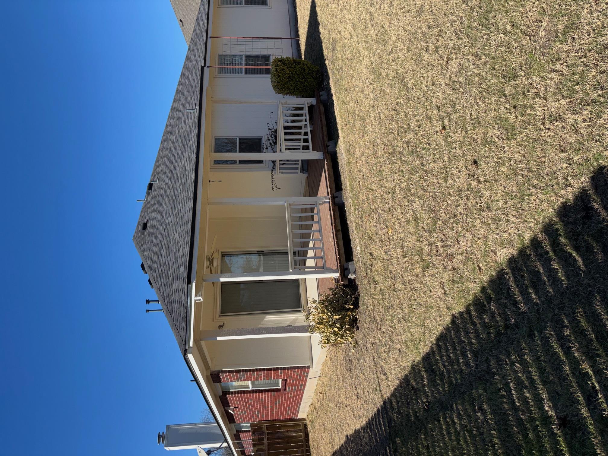 1403 Haley Gray Dr Property Photo 27