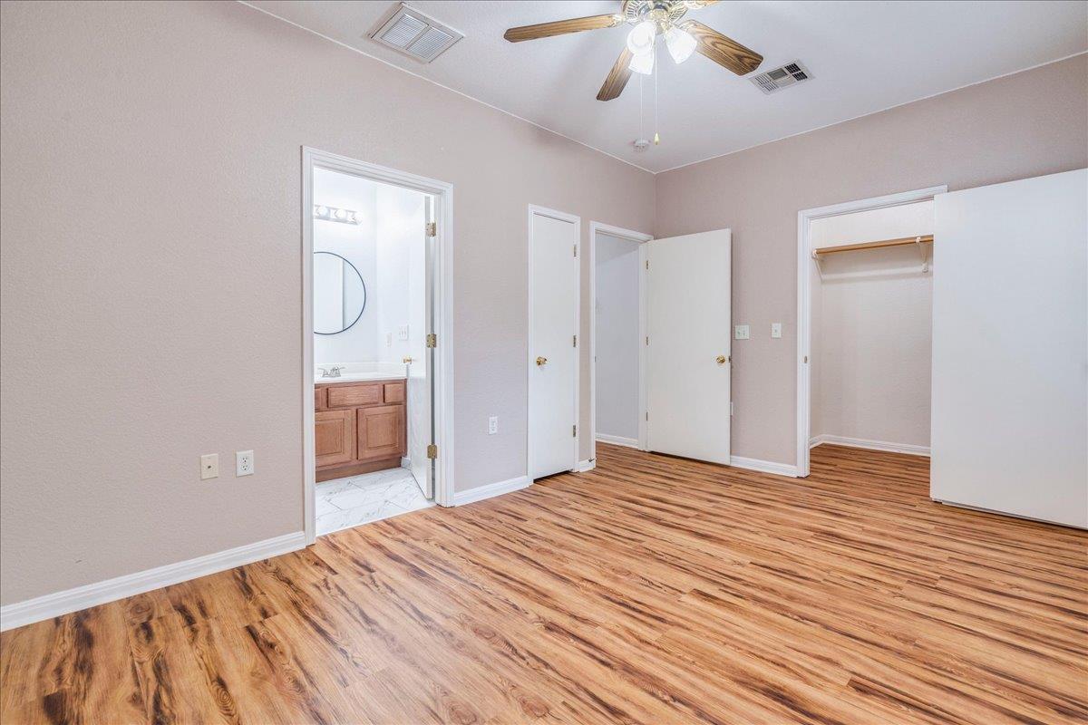 6801 Porter St Property Photo 15