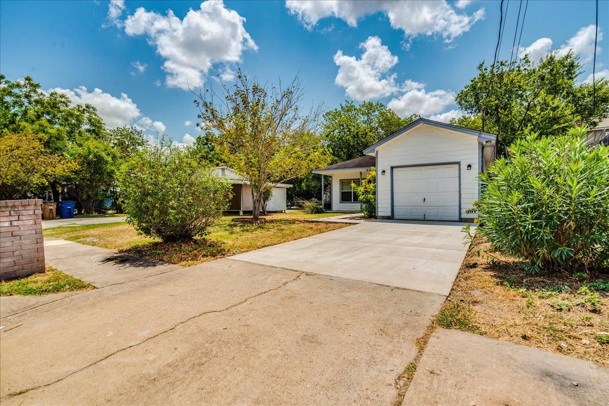 6801 Porter St Property Photo 30