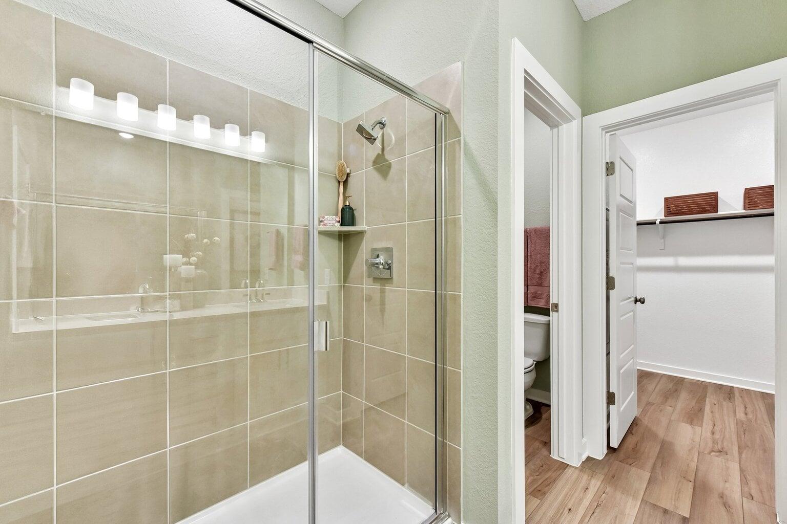 10608 Midnight Sun Dr Property Photo 11