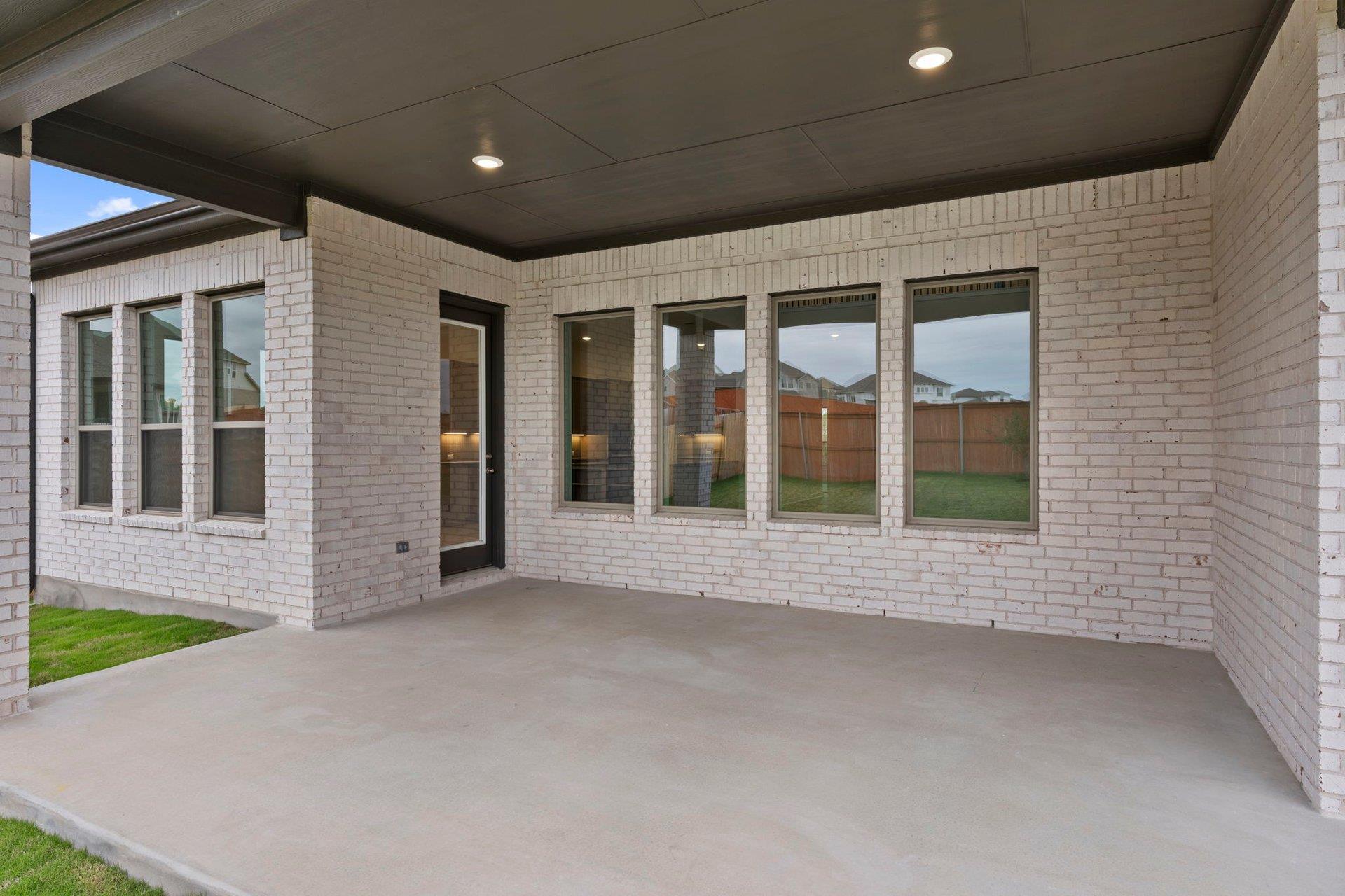109 Statue Dr Property Photo 26
