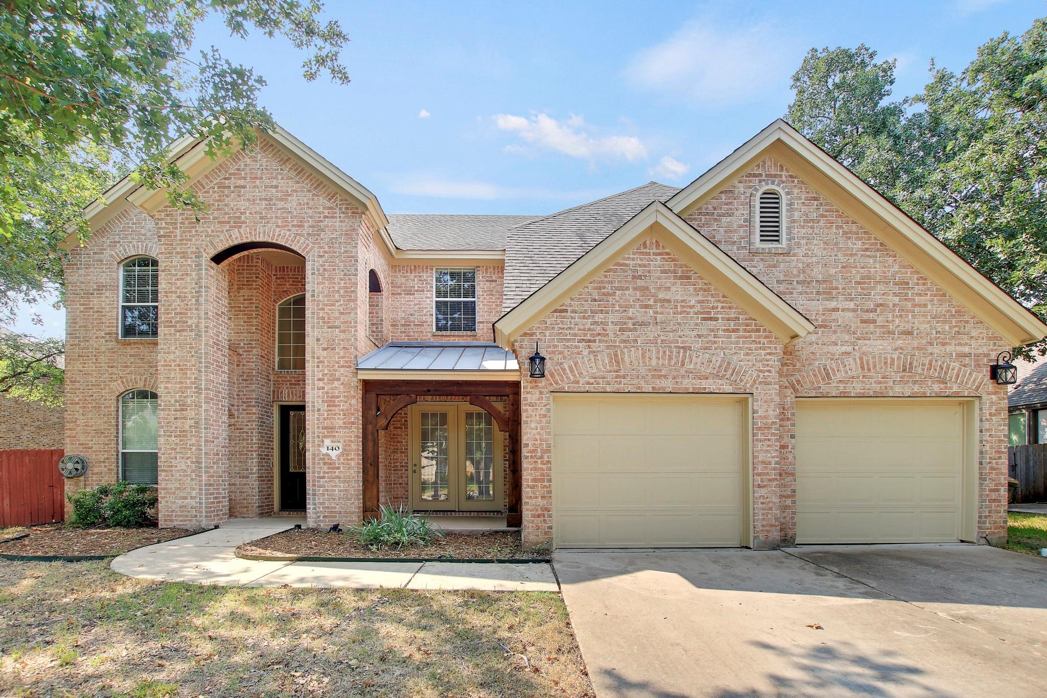 140 Fairwood Dr Property Photo 1