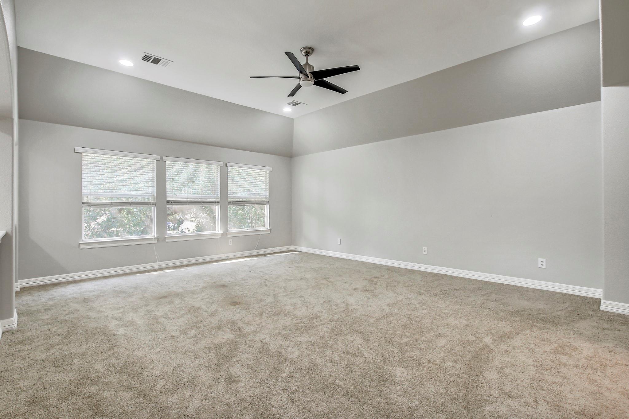 140 Fairwood Dr Property Photo 22