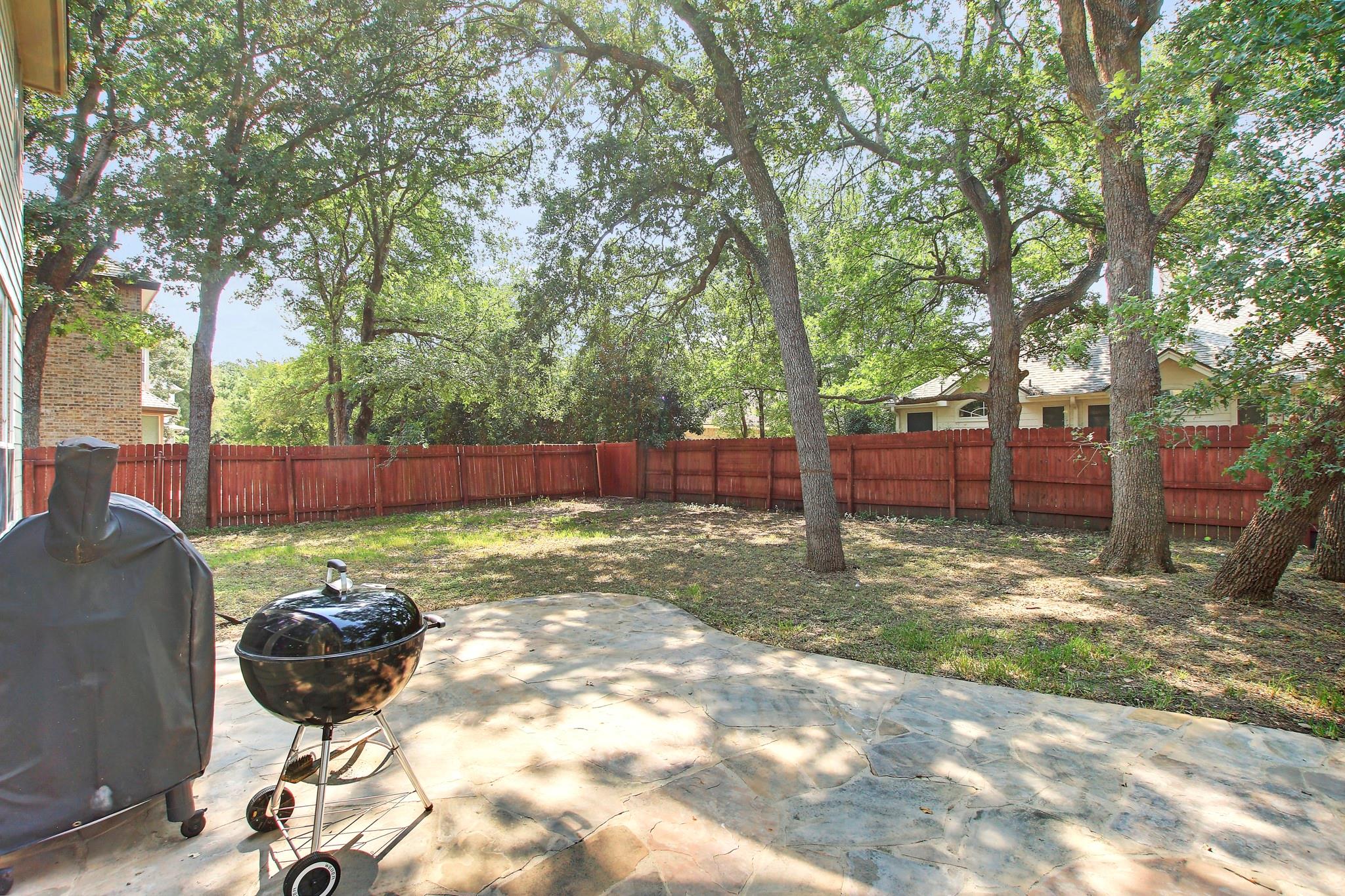 140 Fairwood Dr Property Photo 32