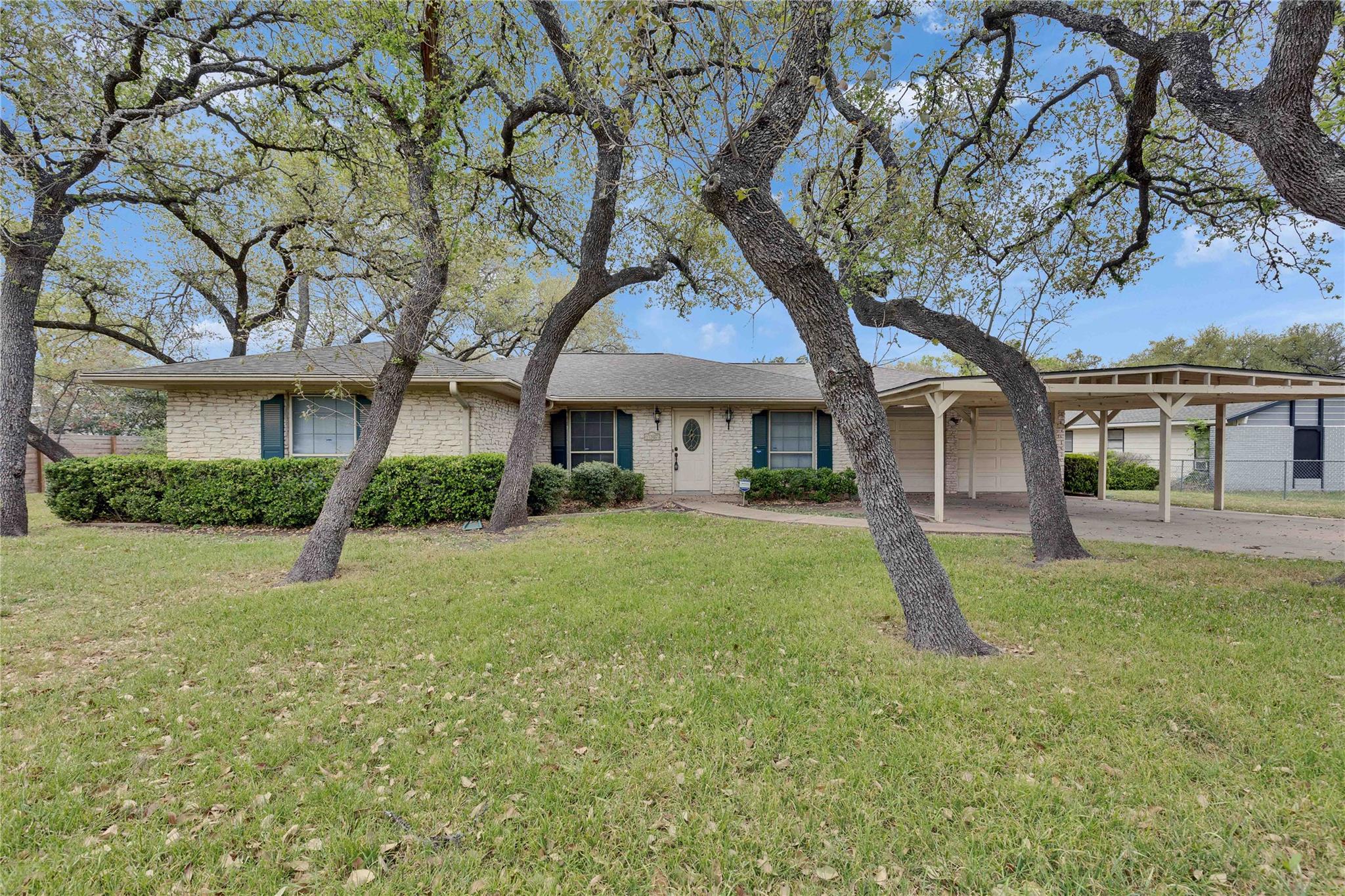 11507 Bell Ave Property Photo
