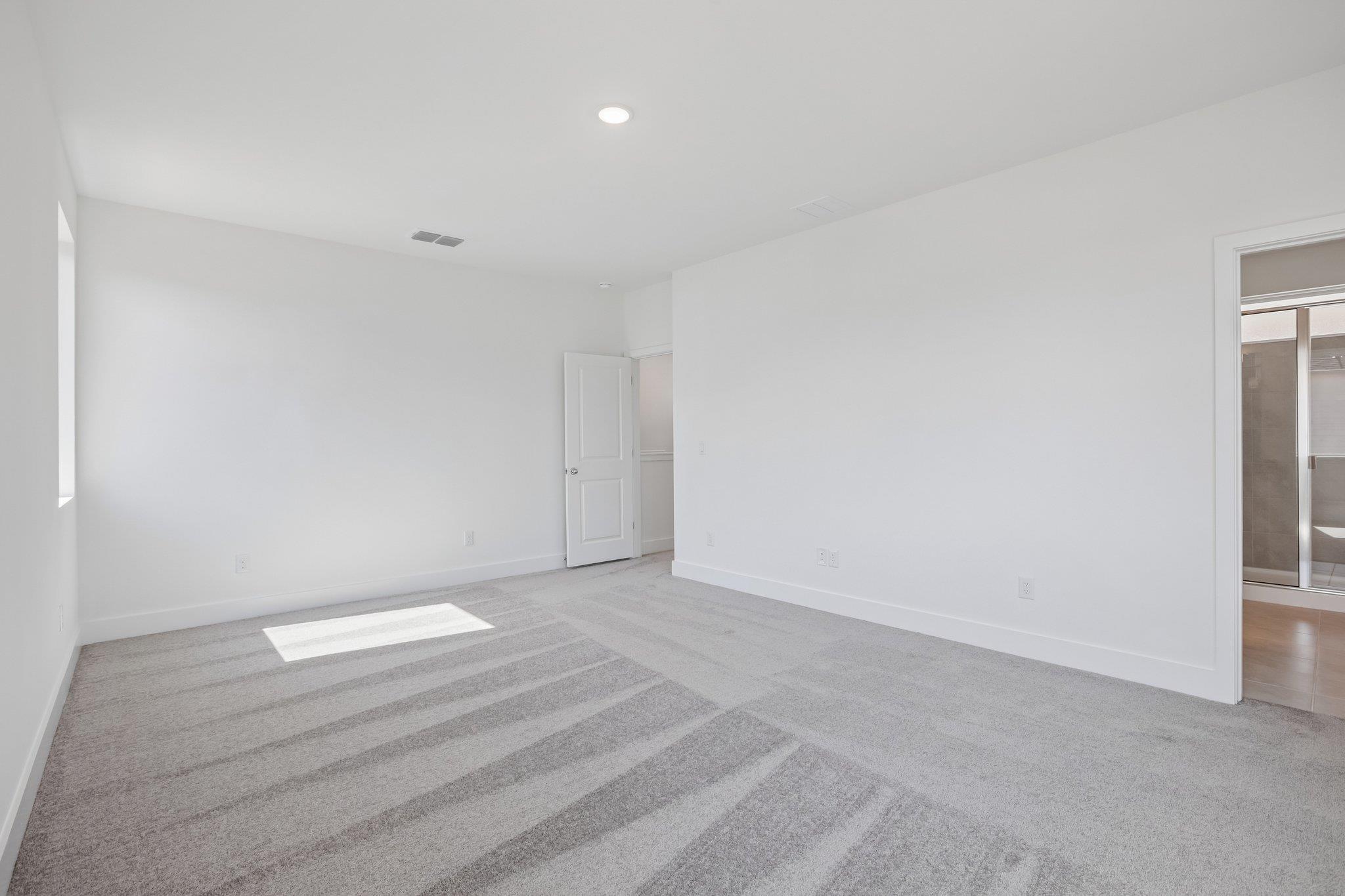 133 Maverick Ave Property Photo 11