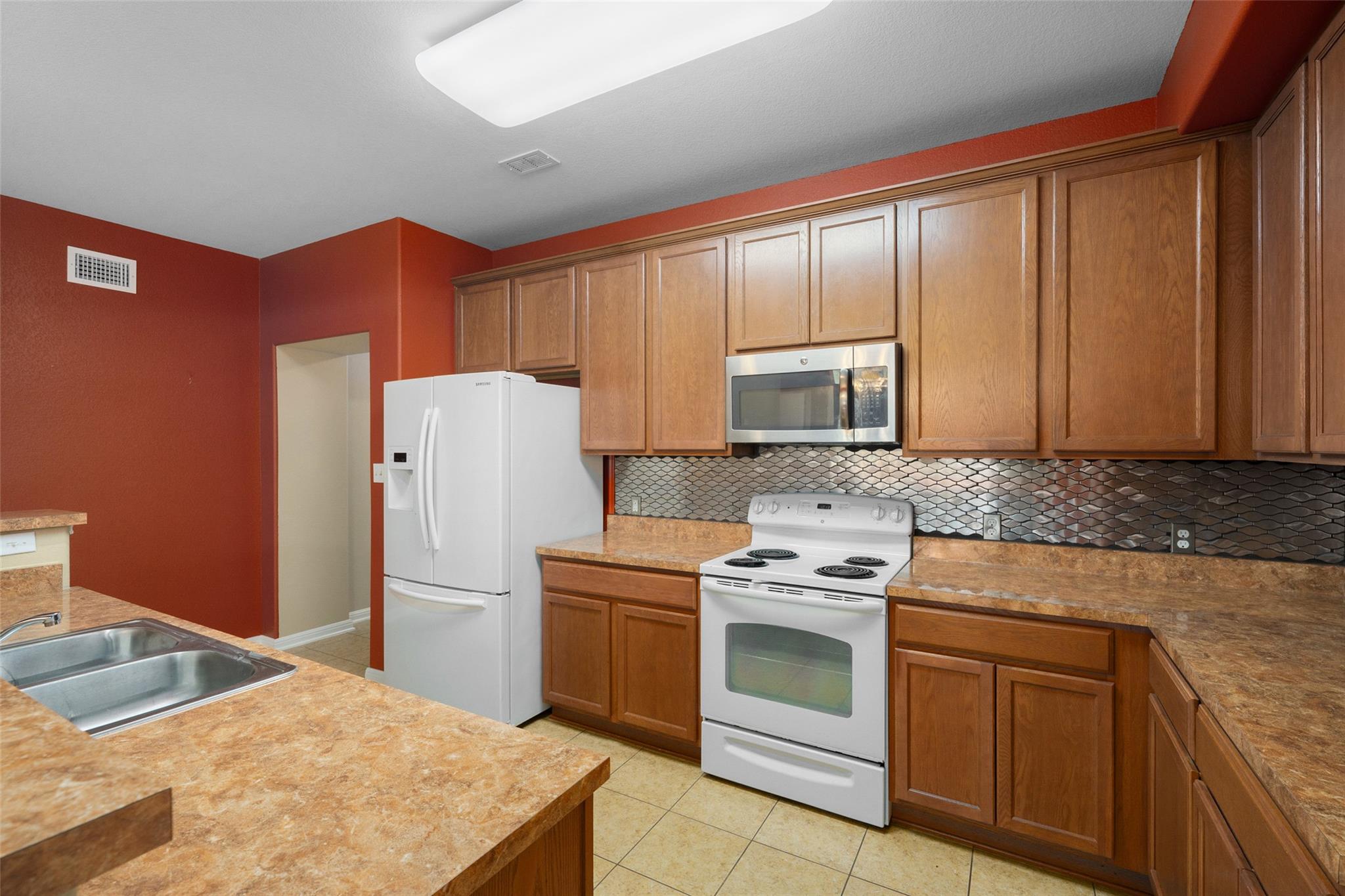 2046 Ridge View Dr Property Photo 10