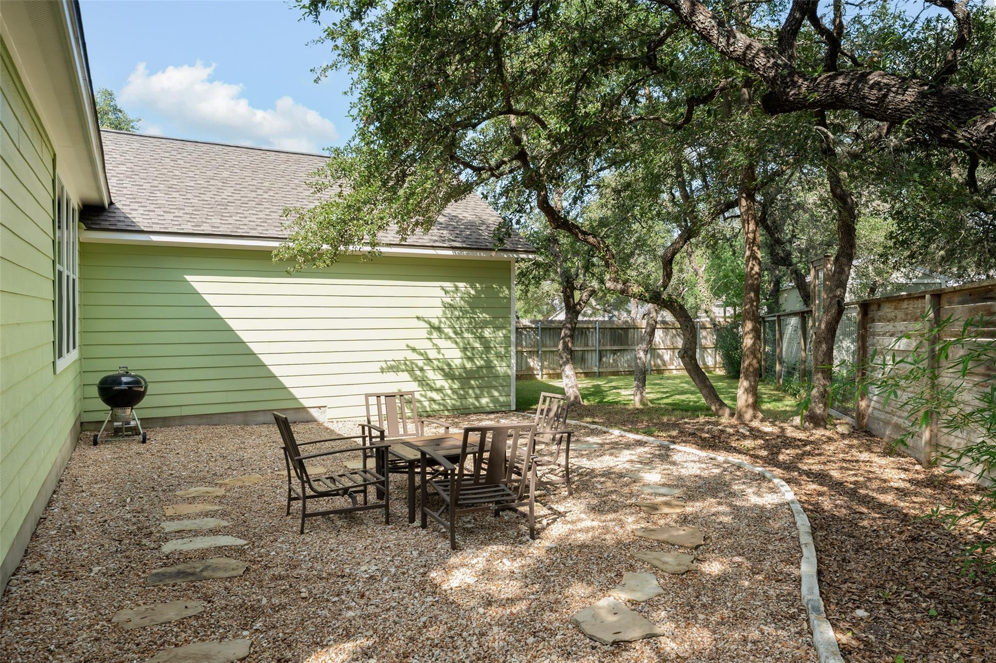 2046 Ridge View Dr Property Photo 23