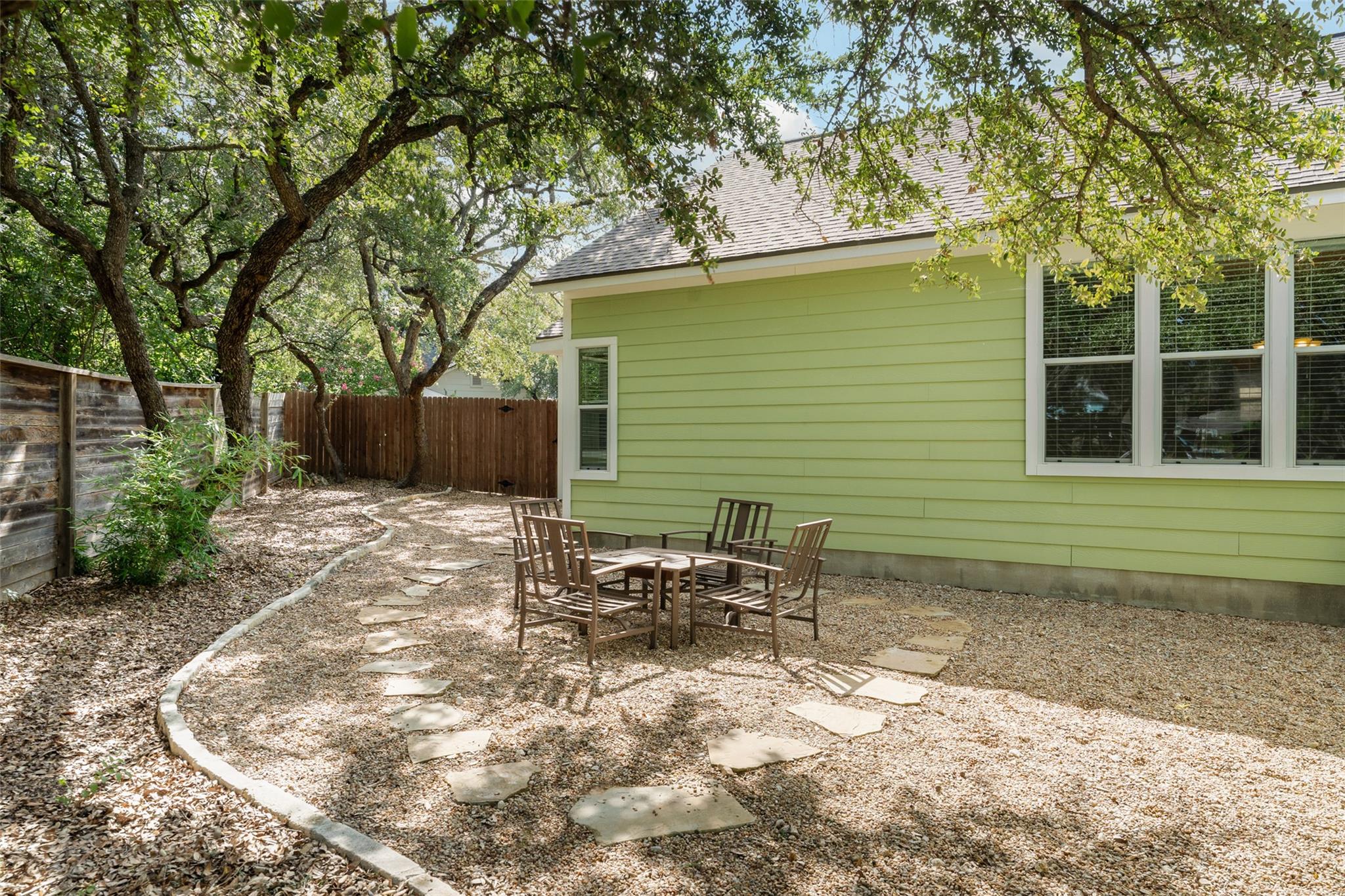 2046 Ridge View Dr Property Photo 24
