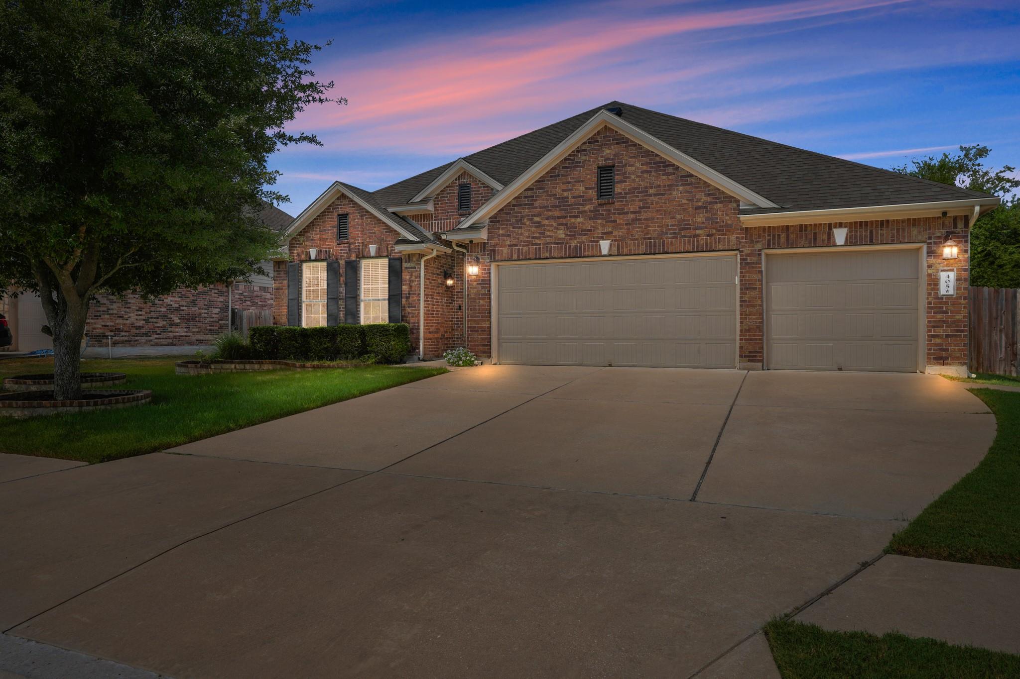 405 Clear Shadow Cv Property Photo 1