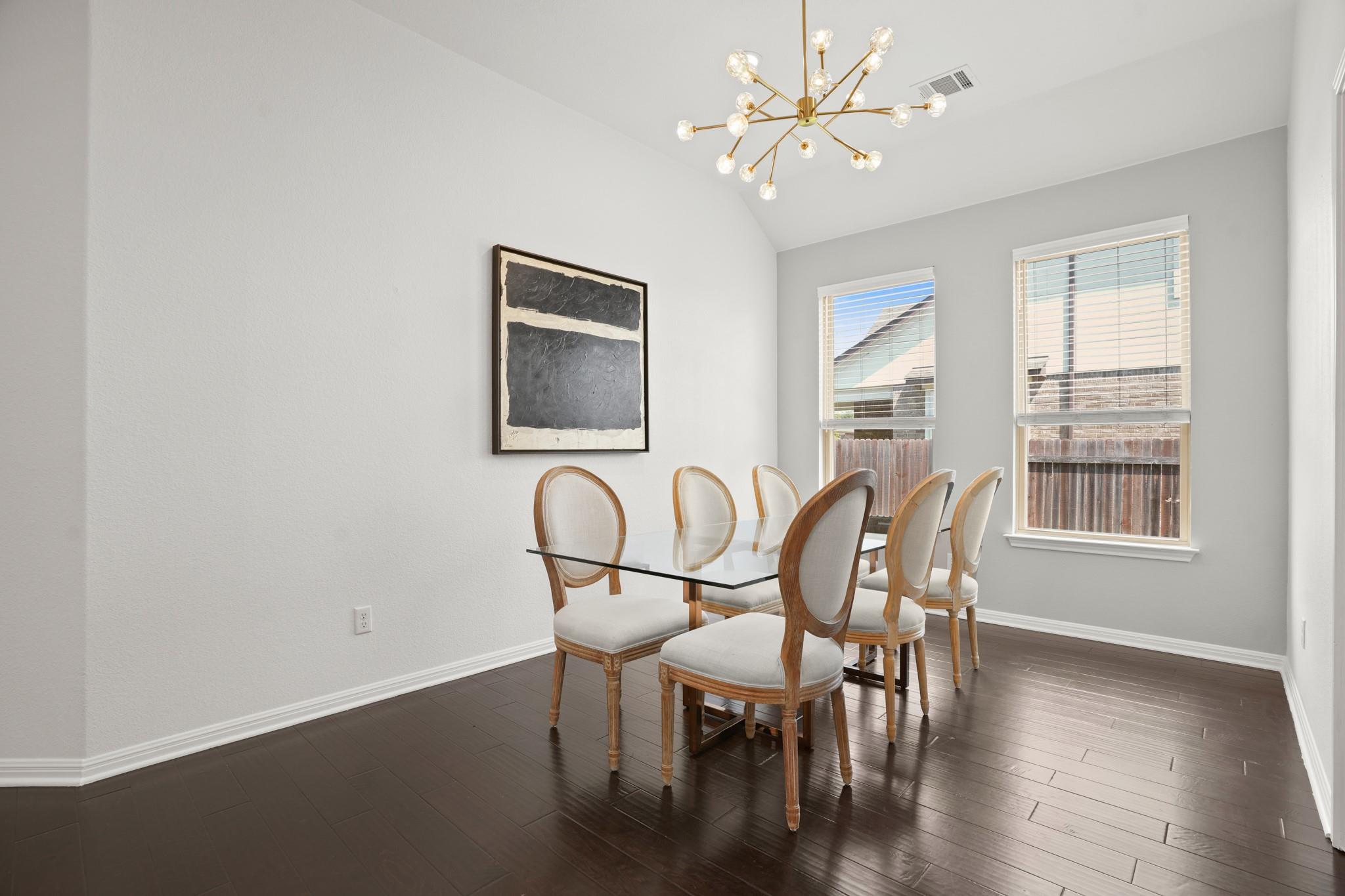 405 Clear Shadow Cv Property Photo 12
