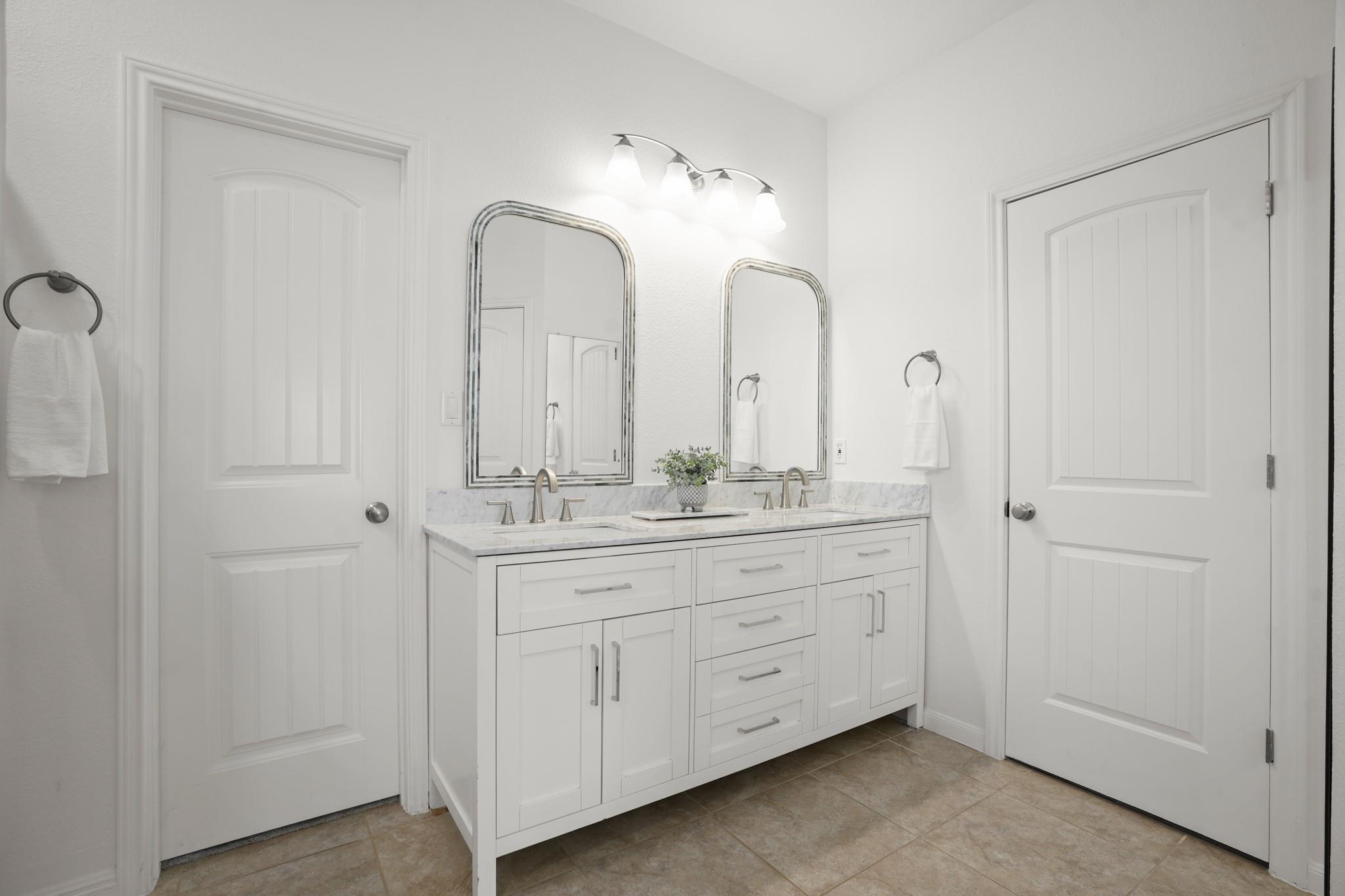 405 Clear Shadow Cv Property Photo 14
