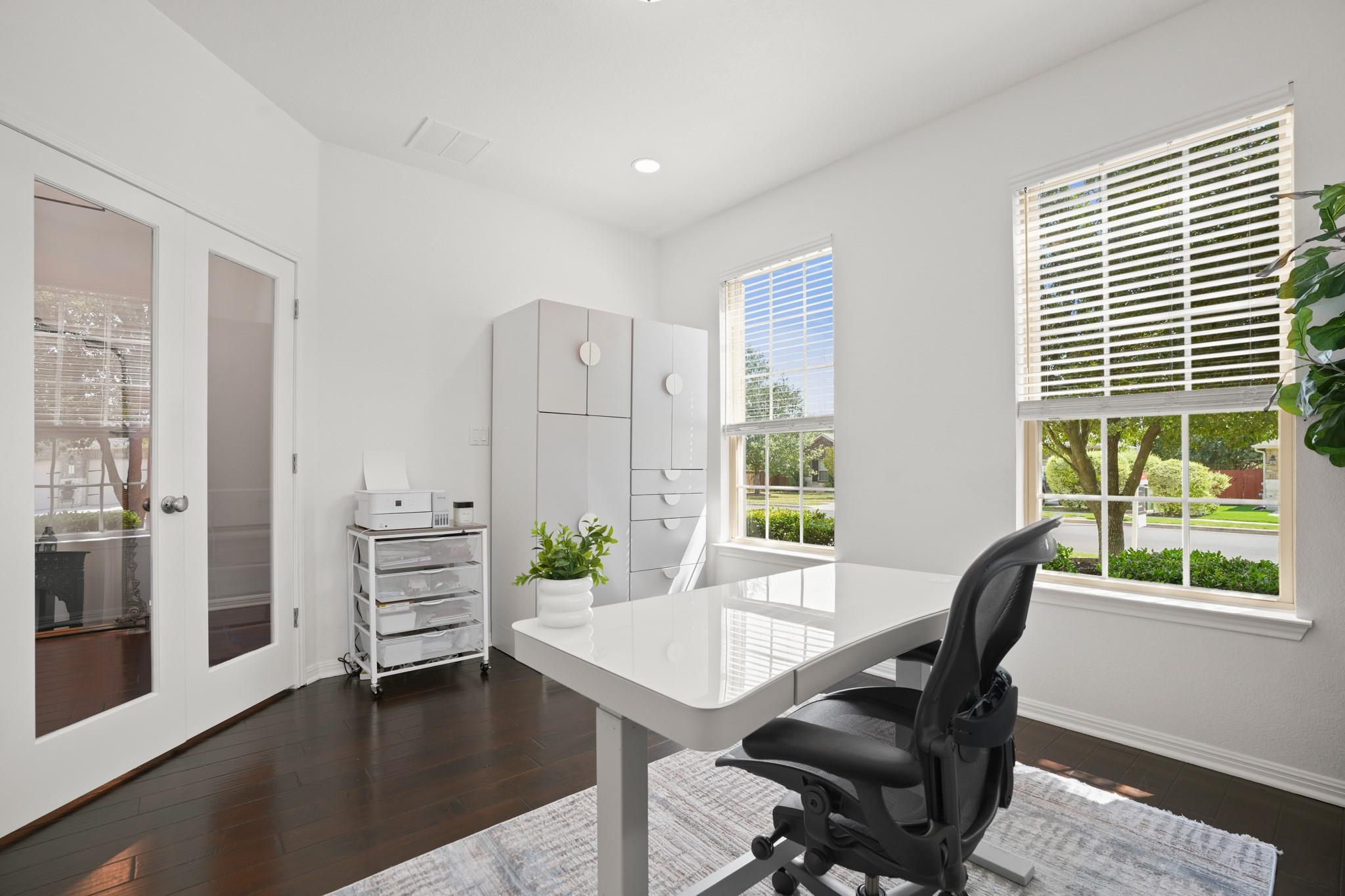 405 Clear Shadow Cv Property Photo 19
